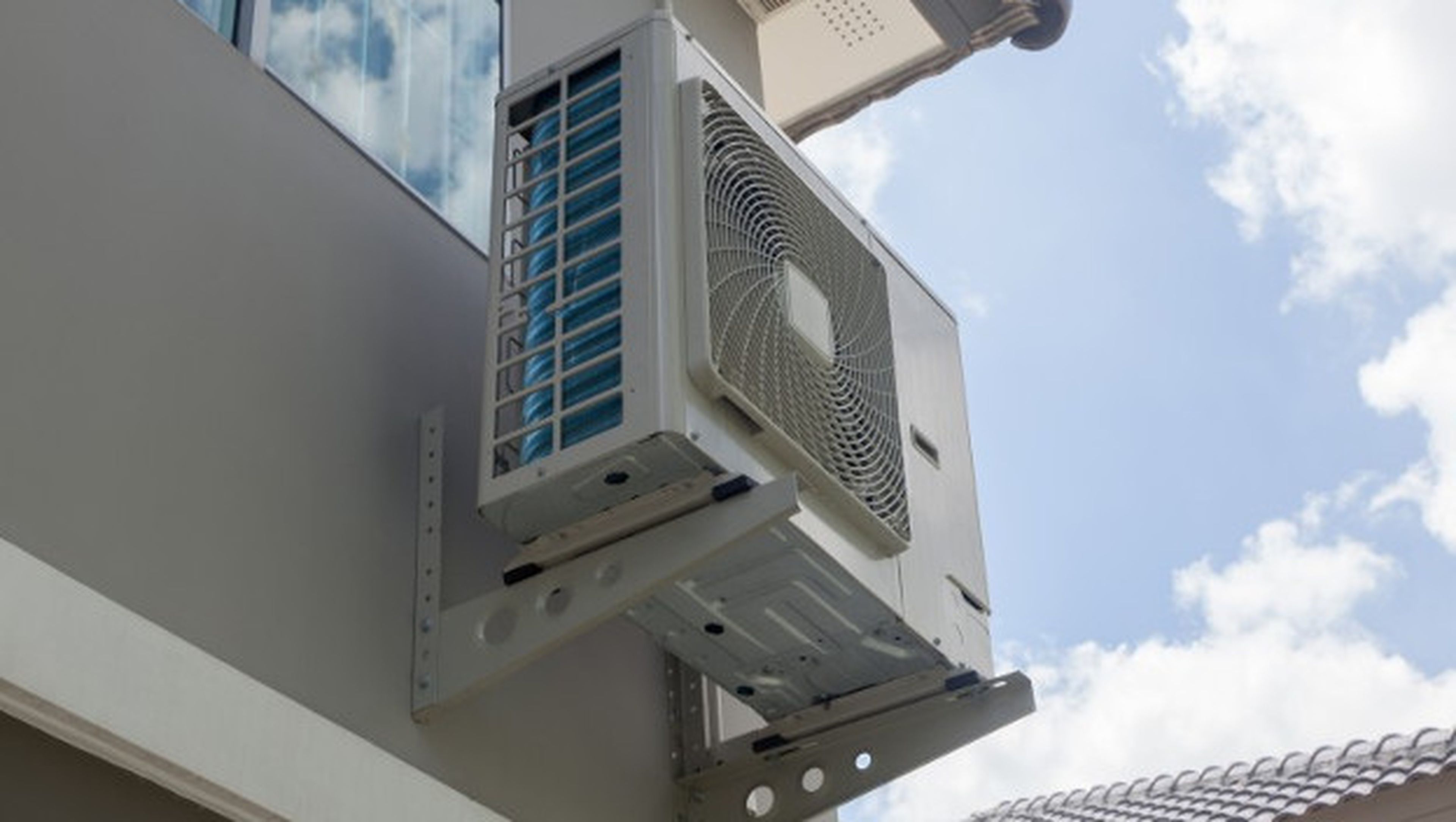 Normativa instalar aire acondicionado exterior.