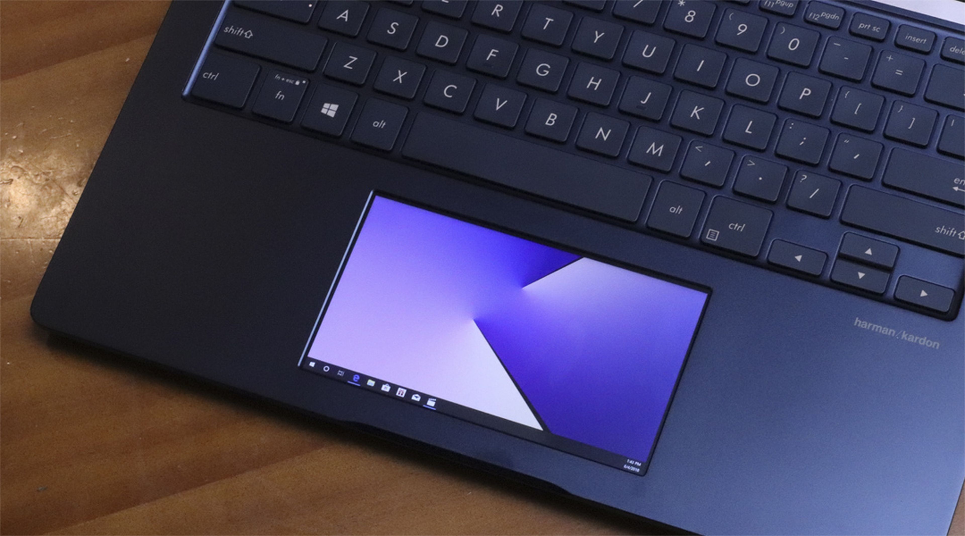 Asus presenta el primer ordenador portátil pantalla el | Computer Hoy