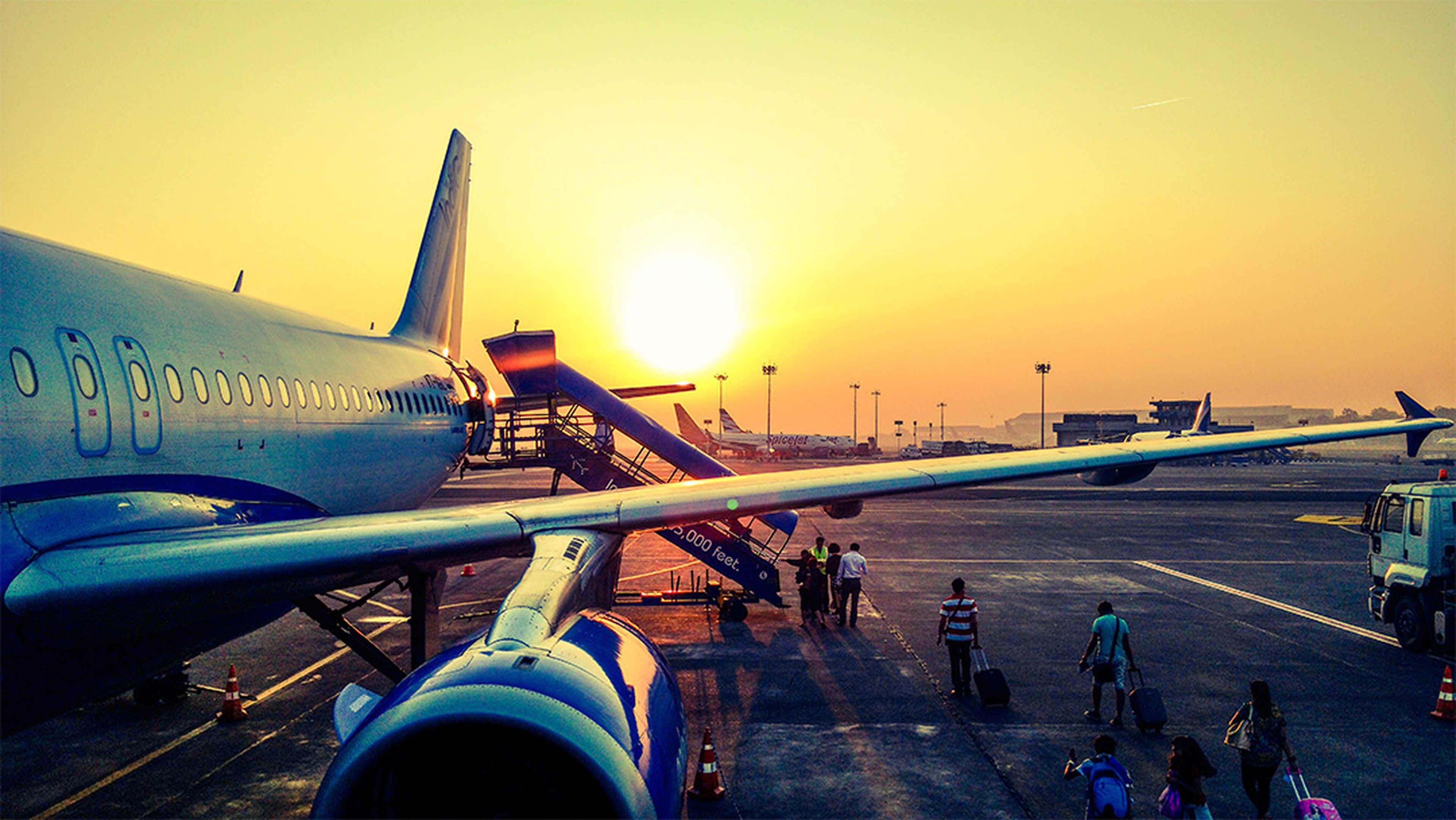 5 consejos de hacer más llevaderos los vuelos de larga distancia