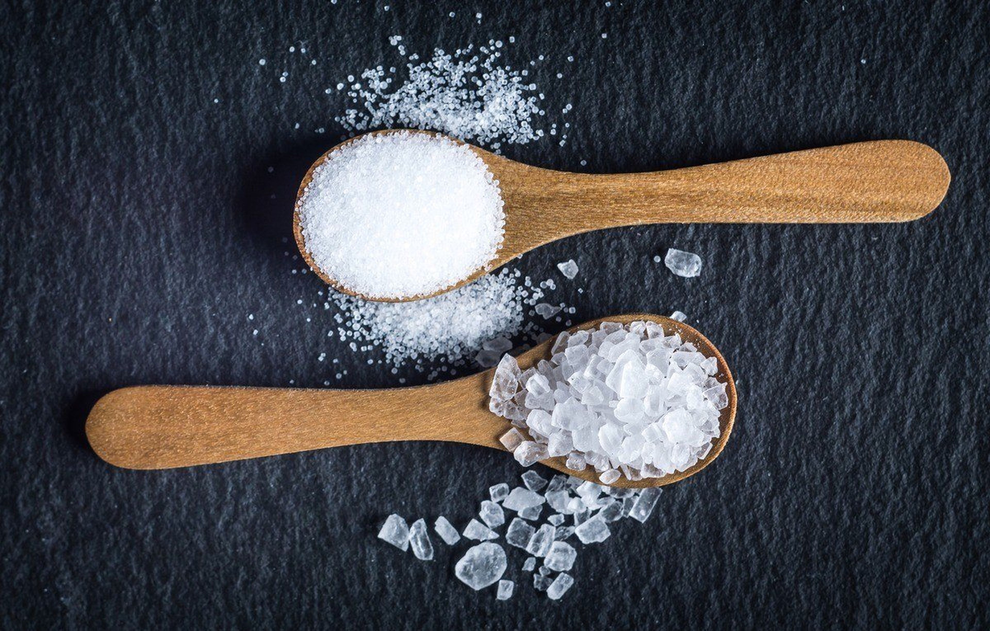 ¿Cuánta cantidad de sal debemos tomar al día, y de qué tipo?