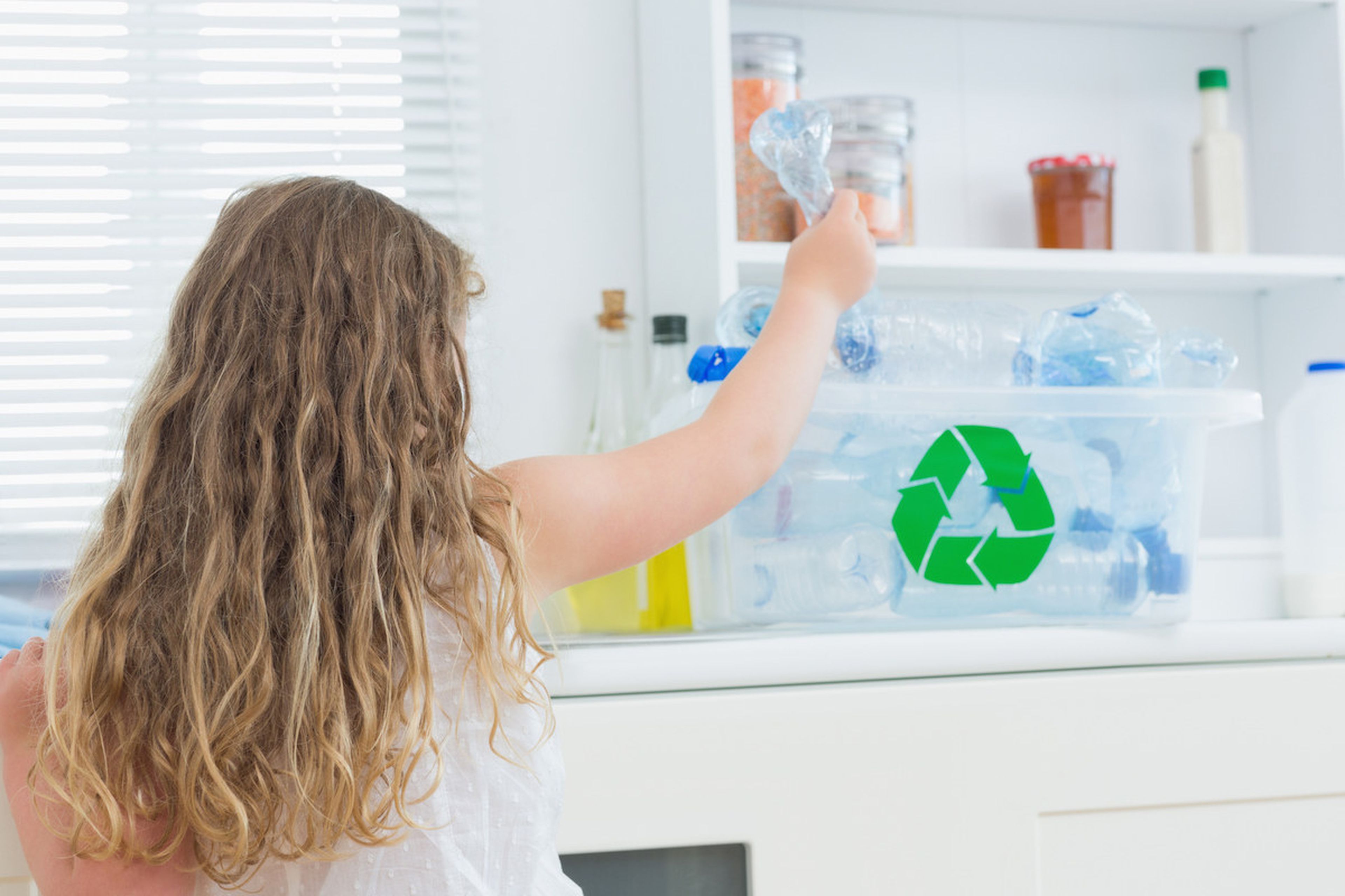 Reciclaje plásticos botellas