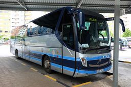 3 formas de viajar barato en autobús por España