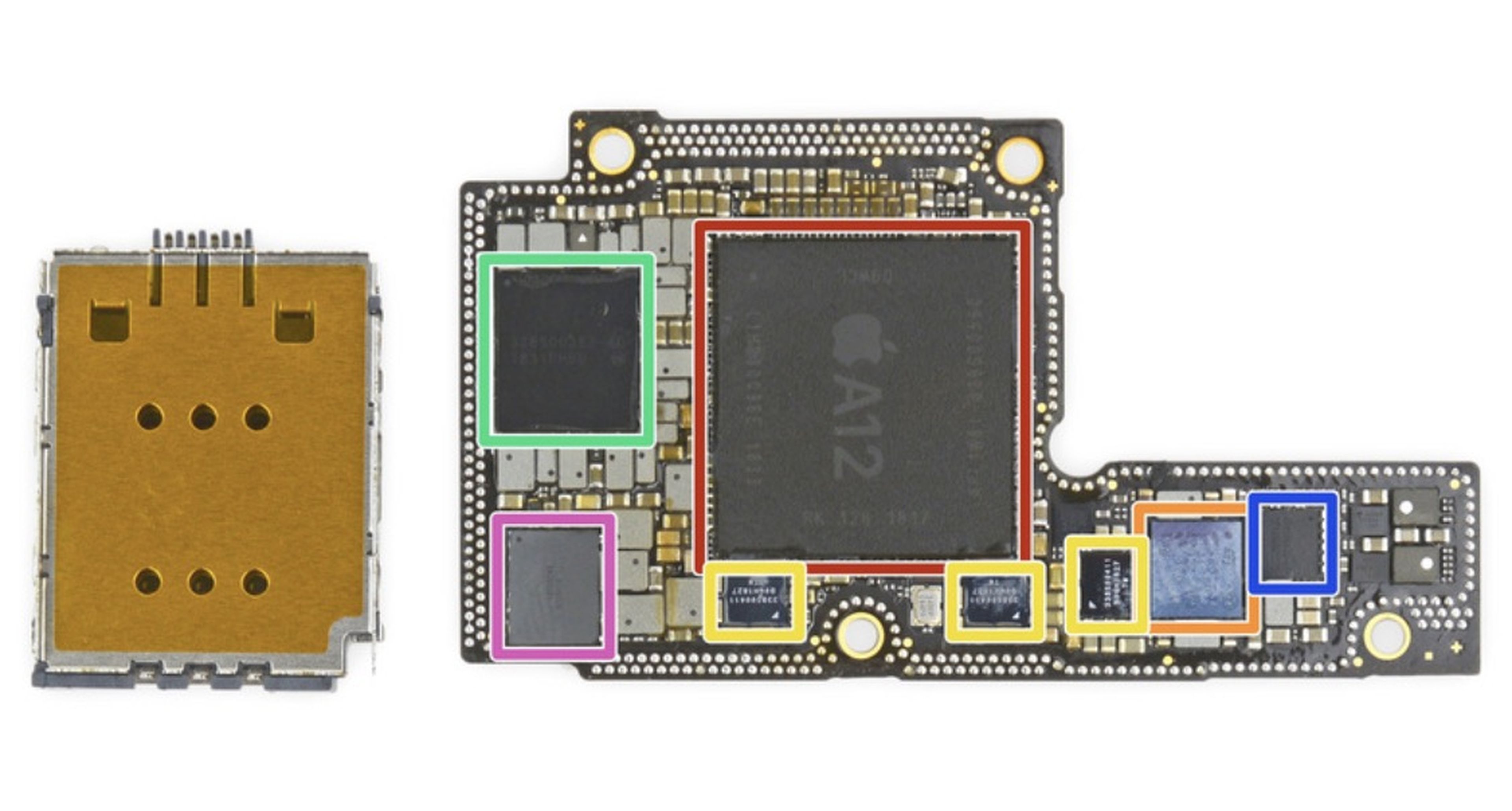 Así es la placa del iPhone Xs, con el ''enorme'' A12 Bionic como protagonista.