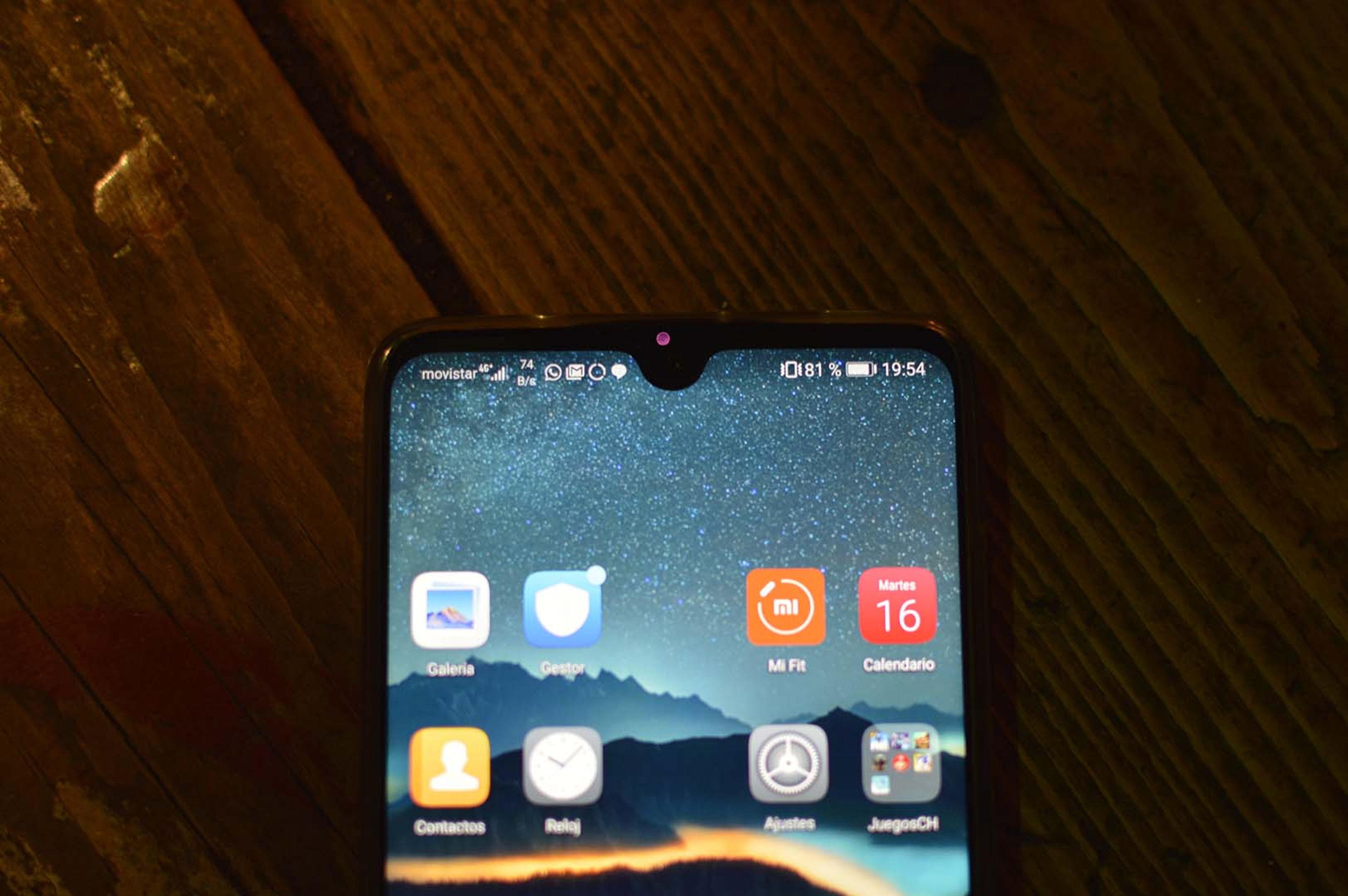 HUAWEI MATE 20