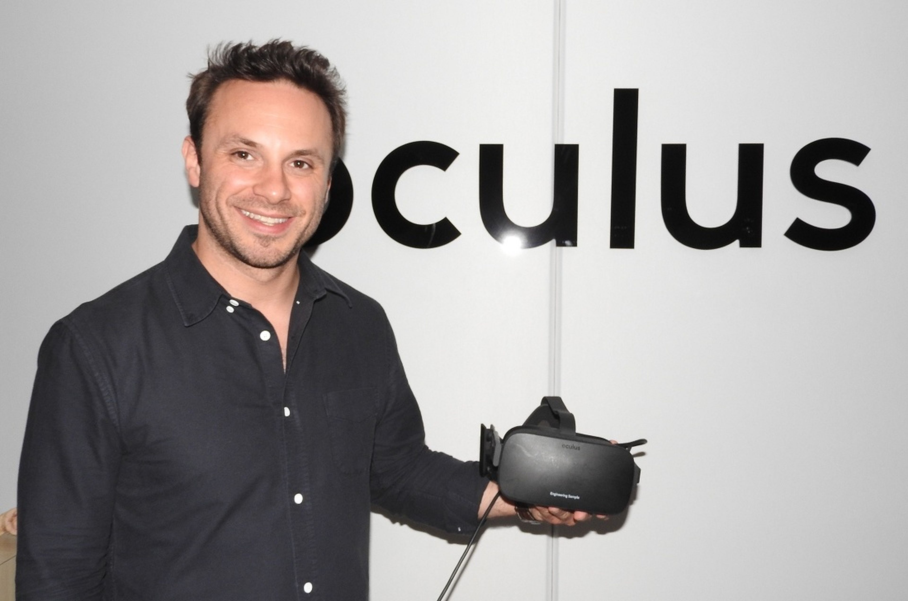 Otro que abandona el barco: el creador de Oculus Rift deja Facebook