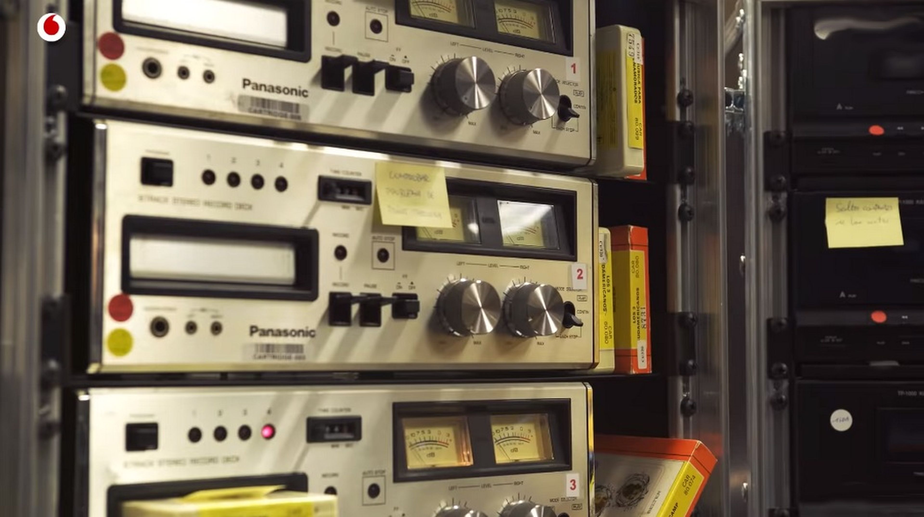 La Biblioteca Nacional comienza a digitalizar miles de cintas VHS, Beta, y casetes
