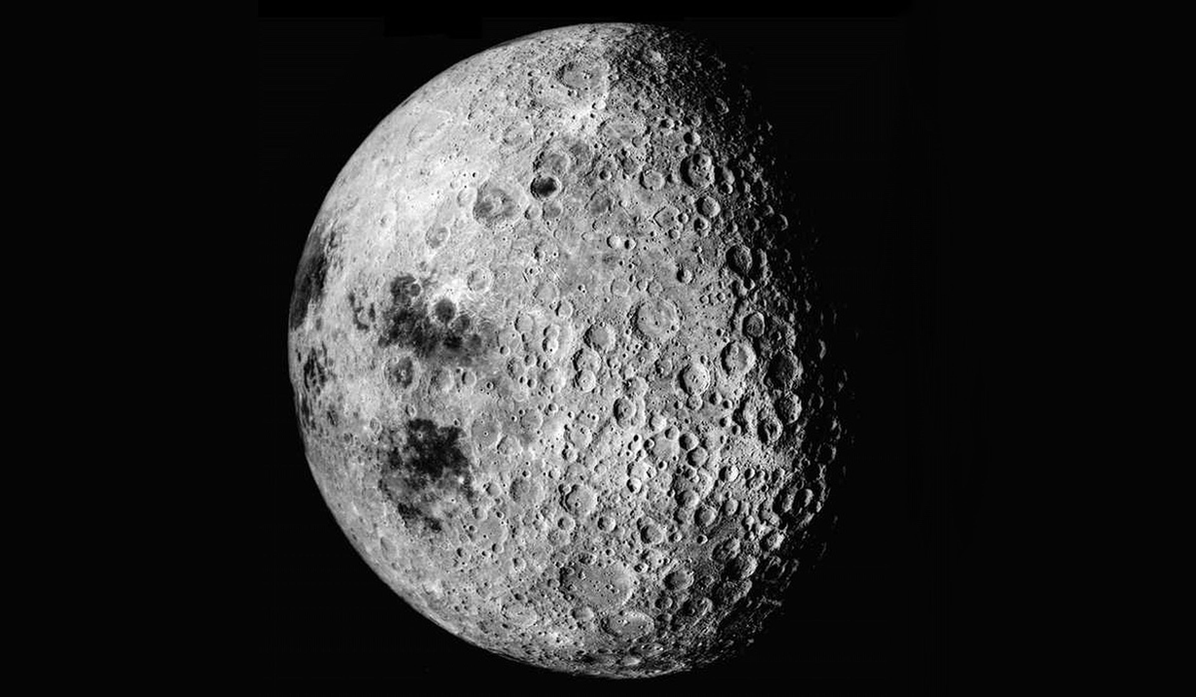 La sonda china Chang'e 4 aterriza en la cara oculta de la Luna