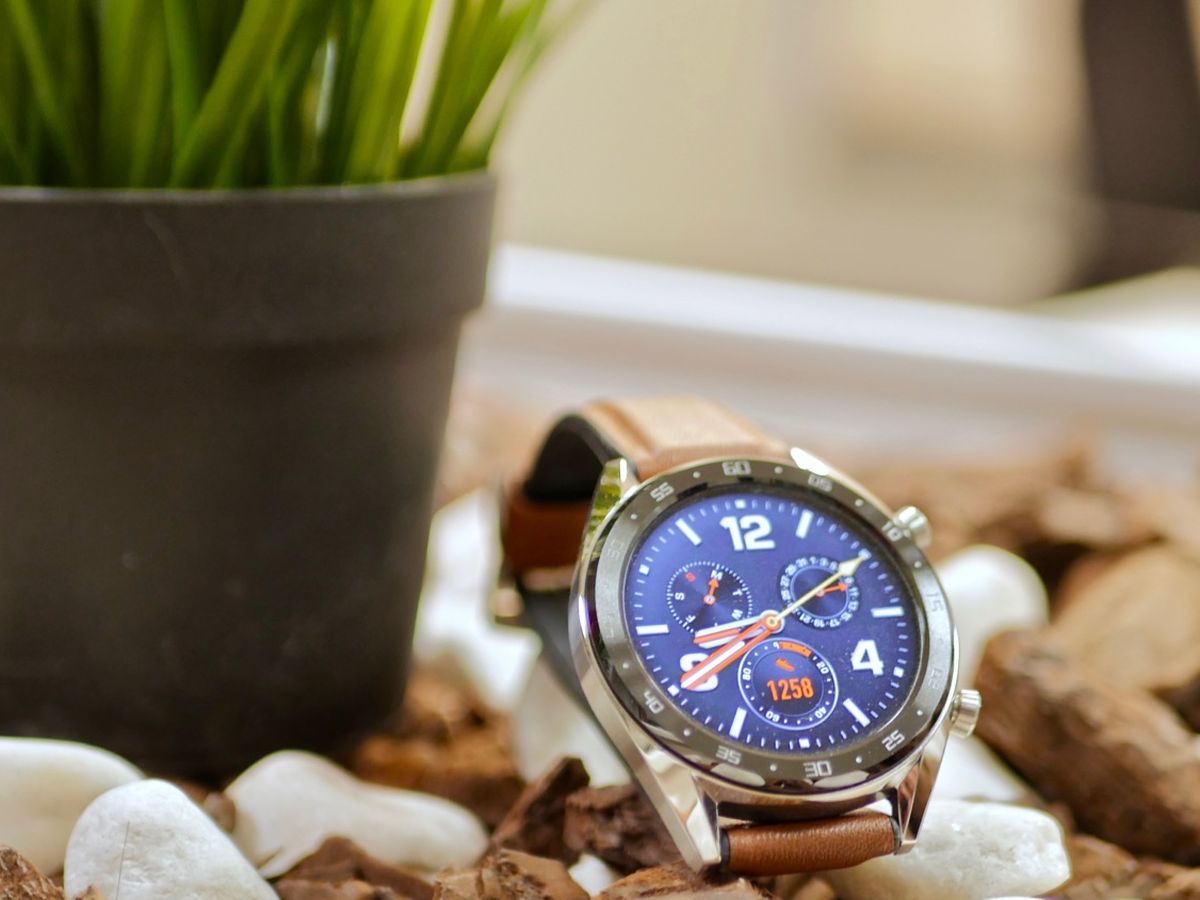 Este reloj inteligente de Huawei está a precio mínimo y tiene funciones de  gama alta