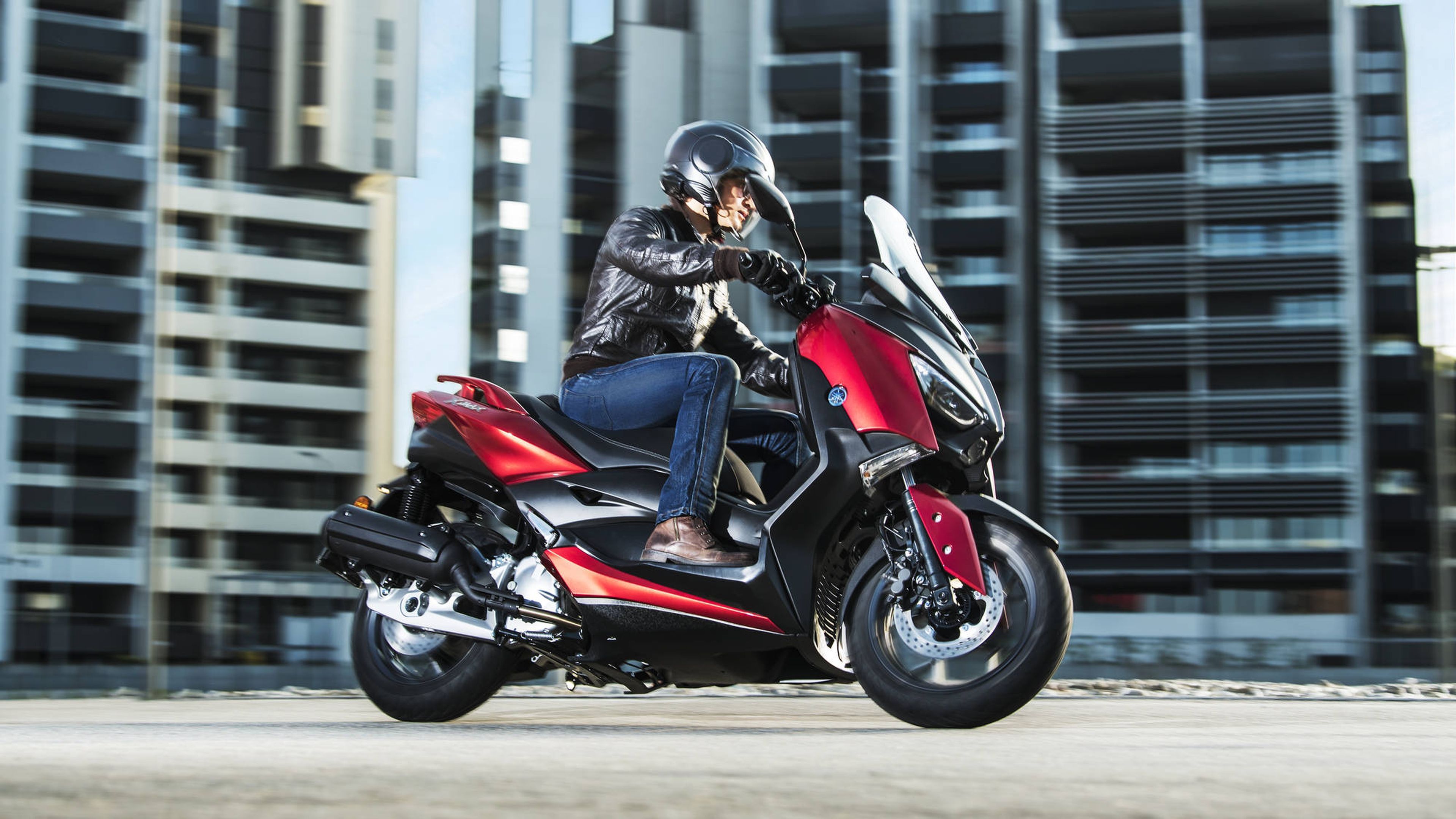 Yamaha XMAX 125