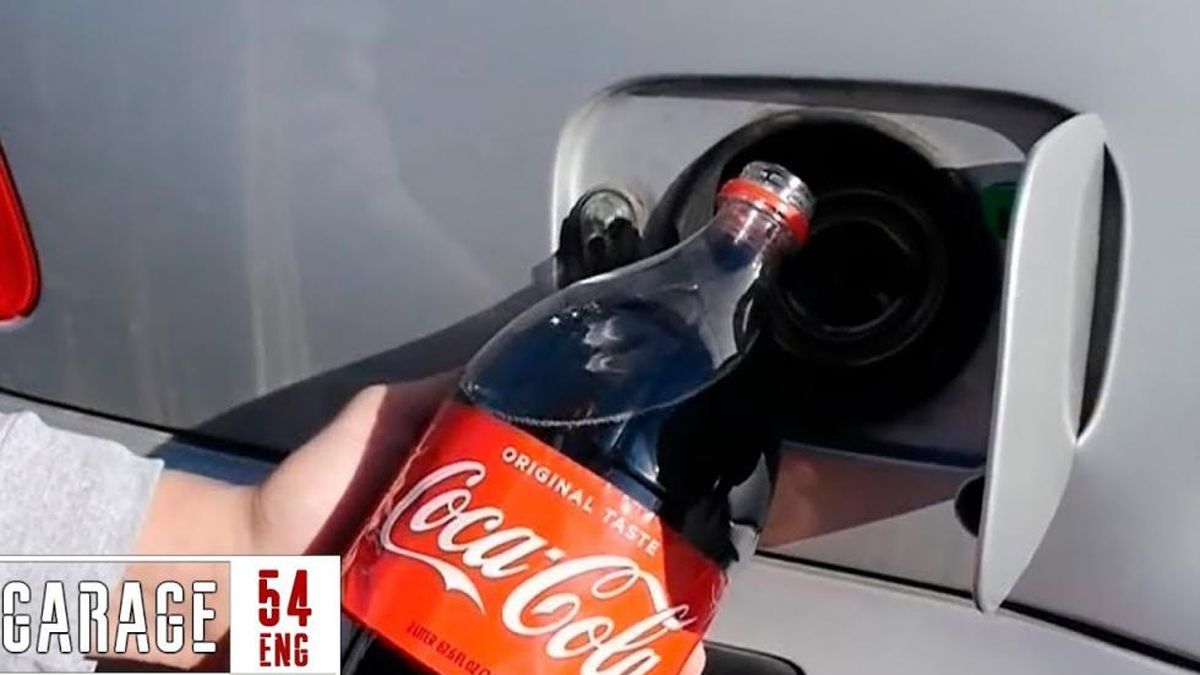 Qué ocurre si echamos Coca Cola en el depósito de combustible?