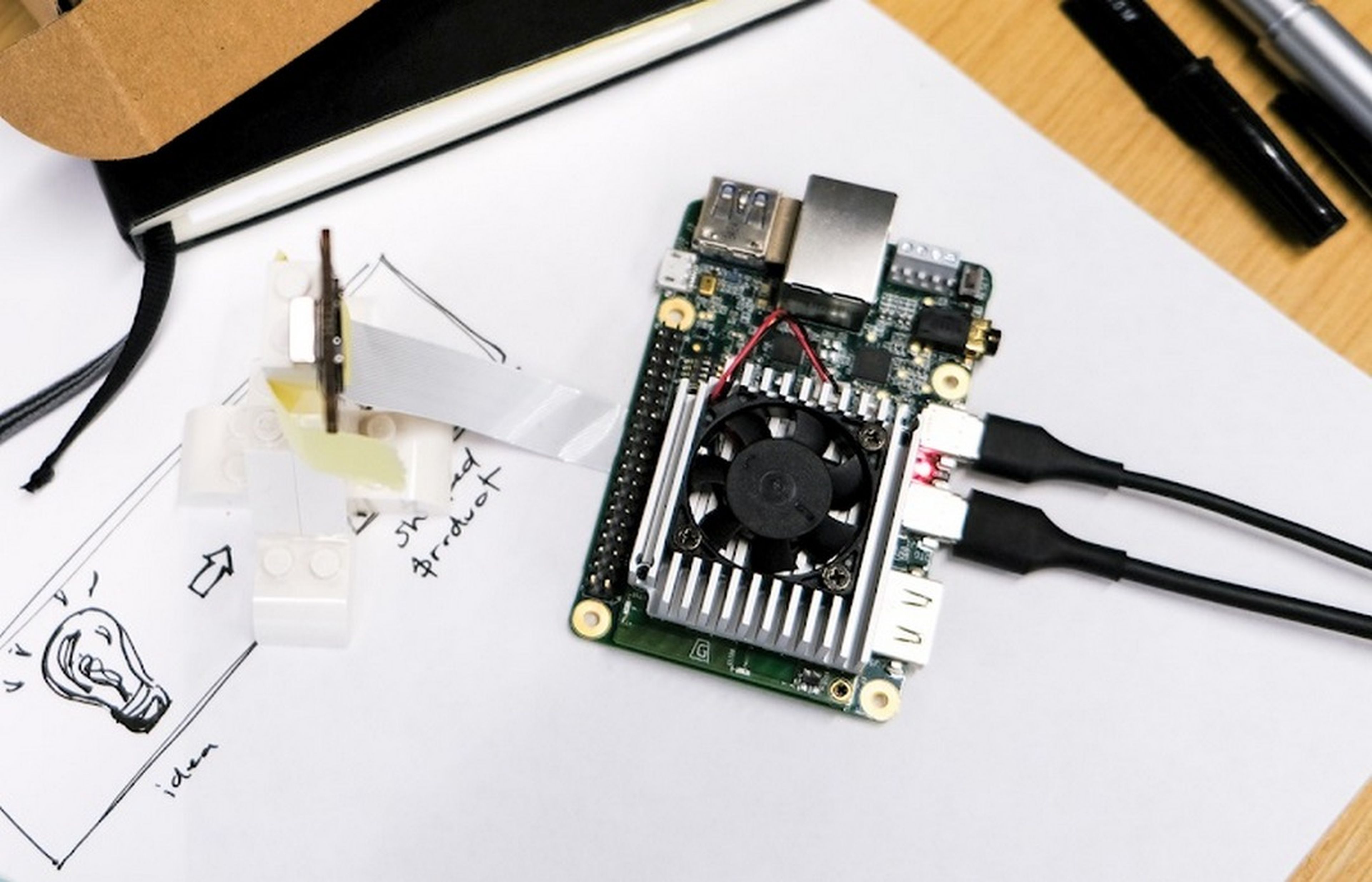 Google lanza una placa estilo Raspberry Pi con inteligencia artificial