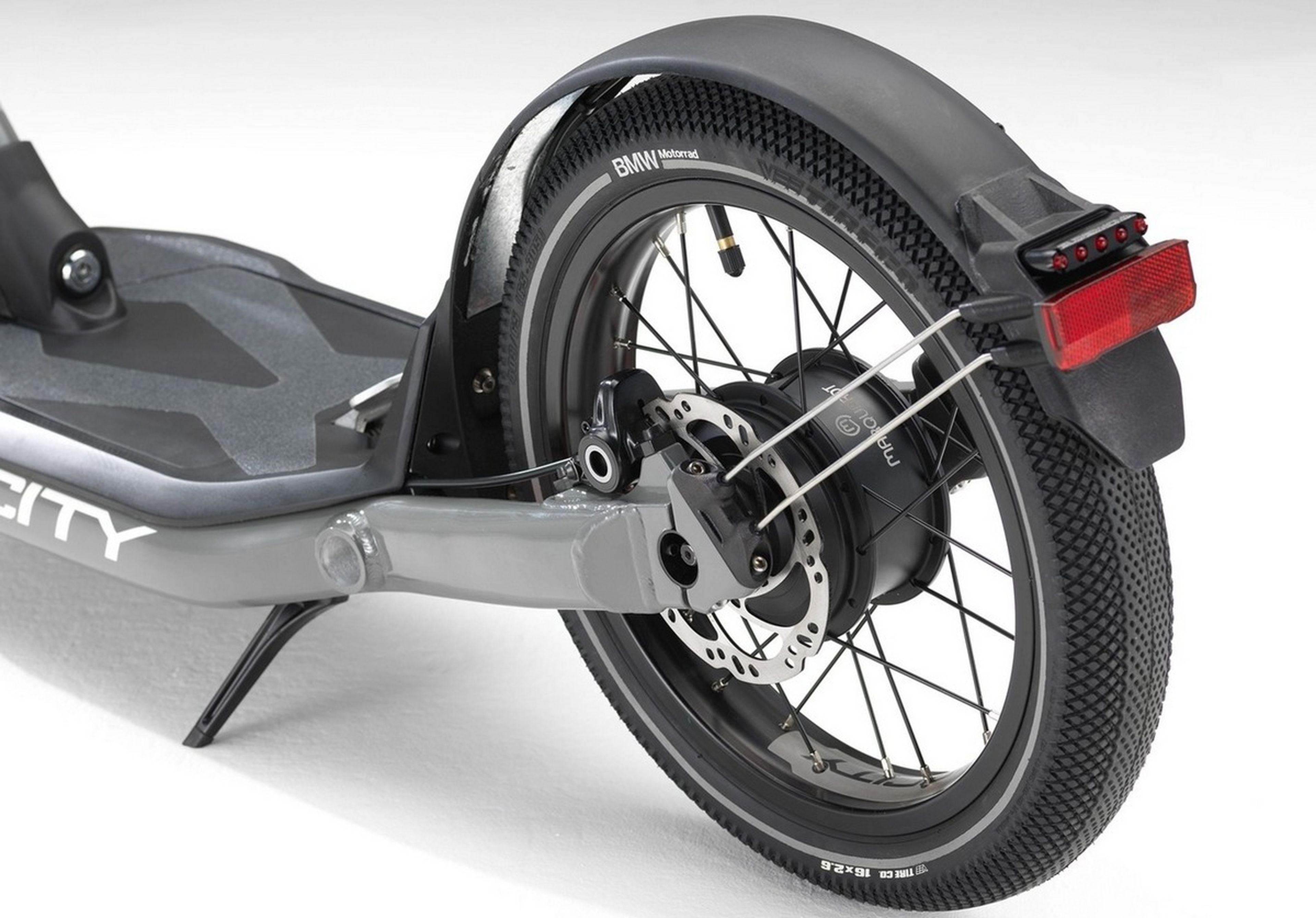 BMW Motorrad X2City, el patinete eléctrico de BMW que cuesta más que una moto