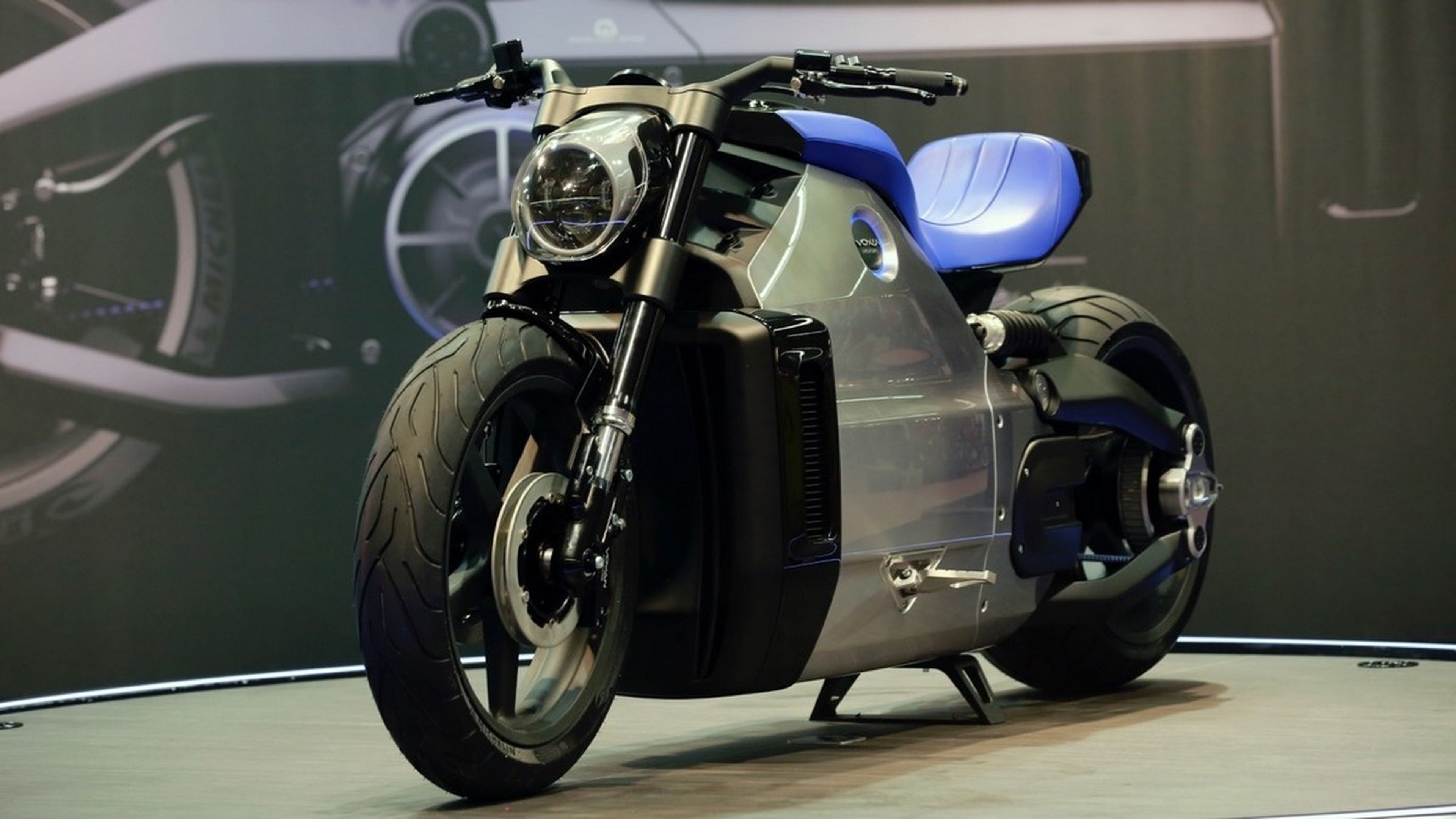 Max Biaggi y Voxan intentarán batir el récord del mundo de velocidad en moto eléctrica