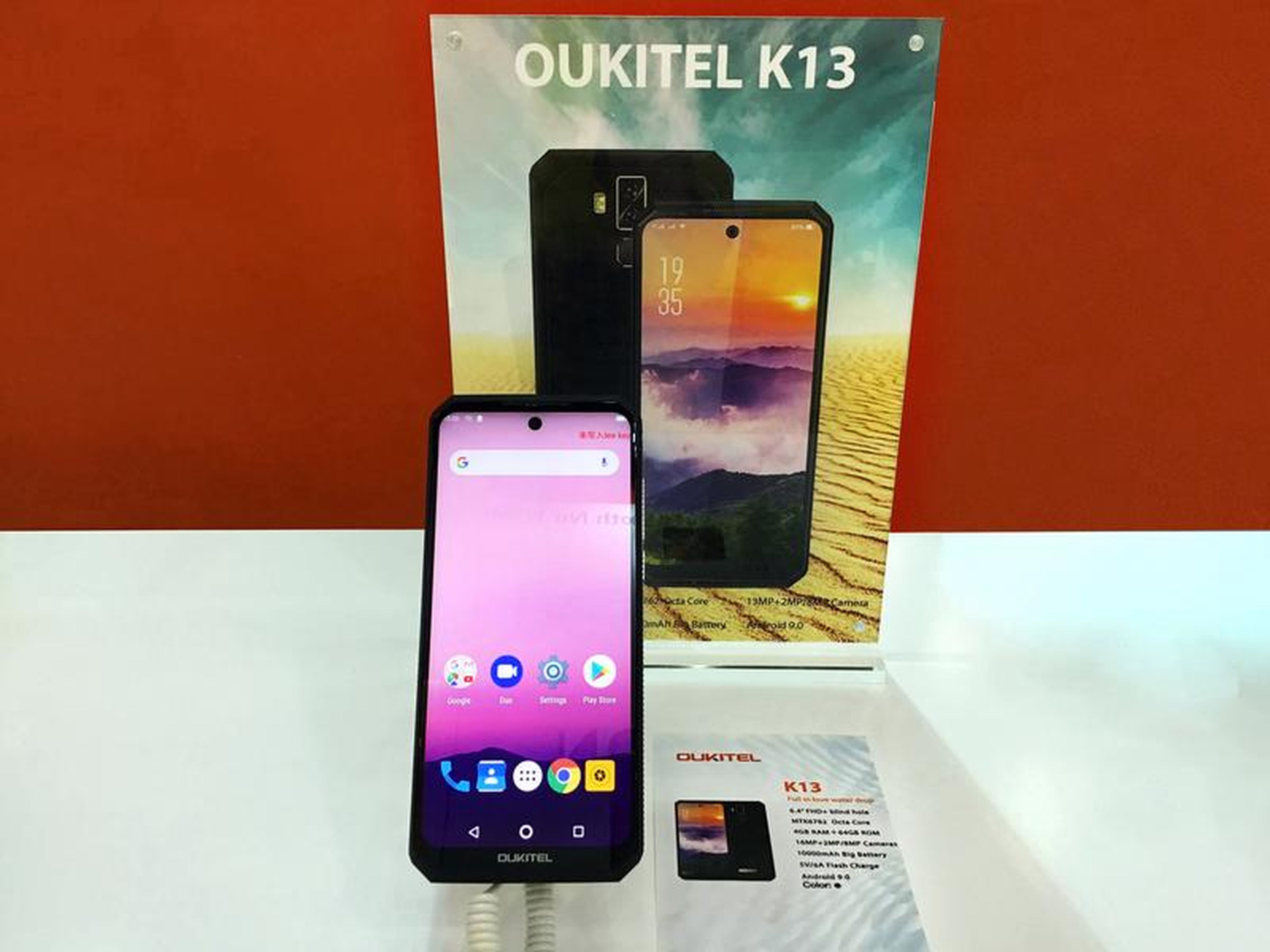 Oukitel presenta tres nuevos móviles en la GSEE de Hong Kong