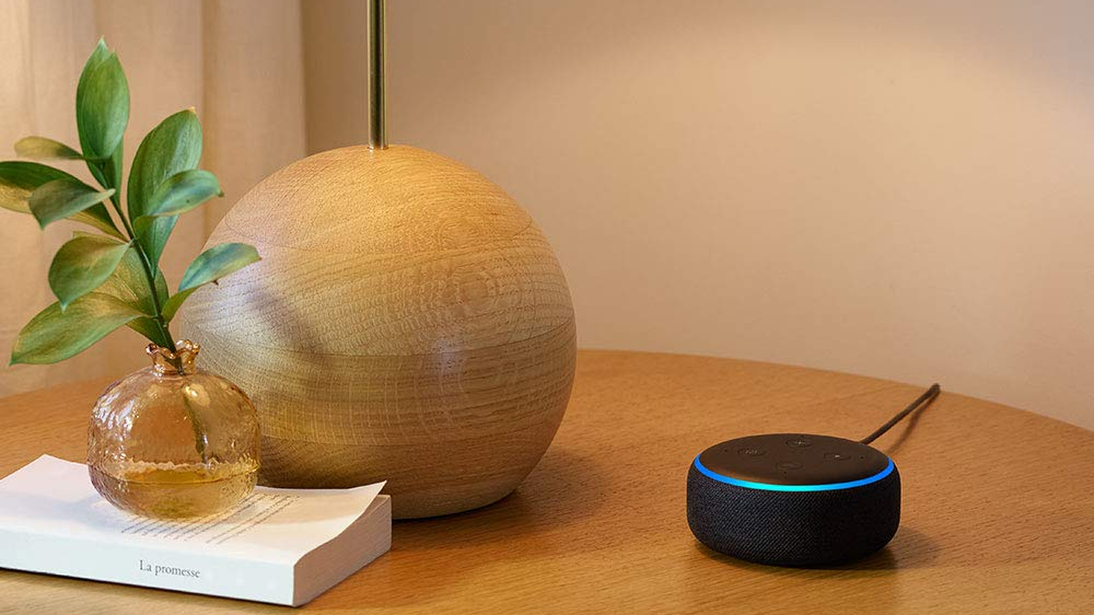 Última oportunidad: el altavoz inteligente  Echo con Alexa
