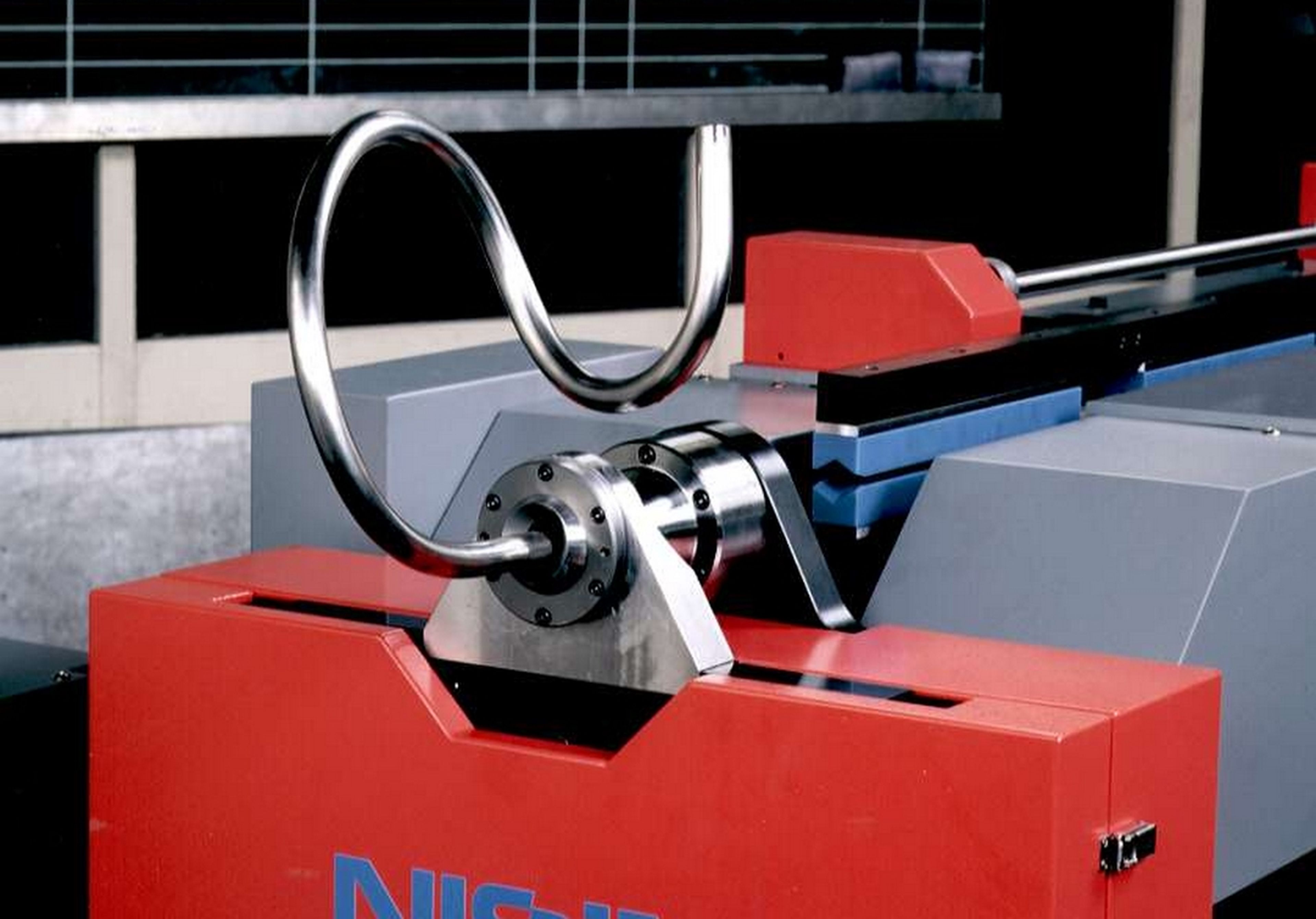 Máquina dobladora de tubos CNC - Dobladora de tubos CNC, Máquina