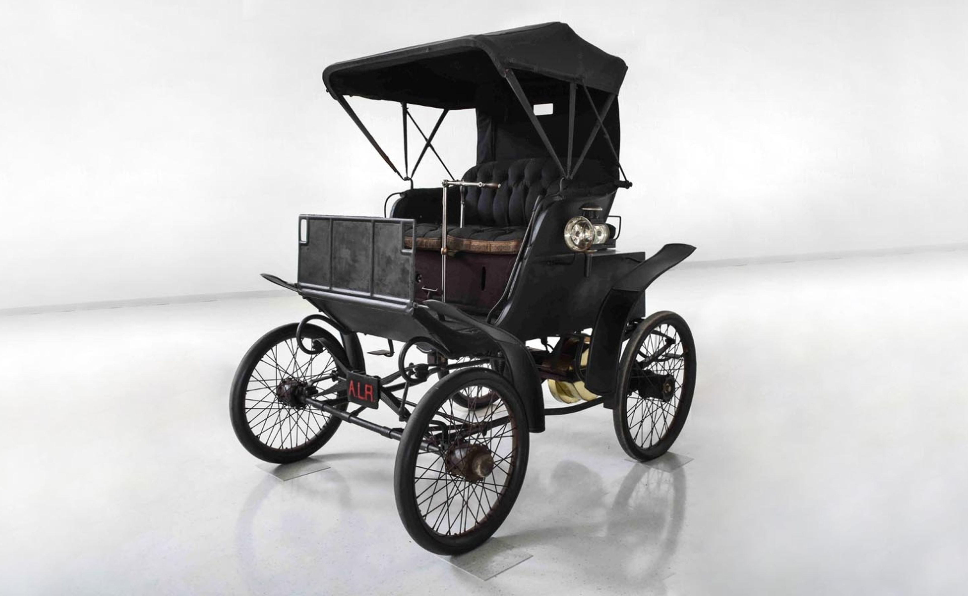 Riker Electric Car, un coche eléctrico de 1898, sale a subasta