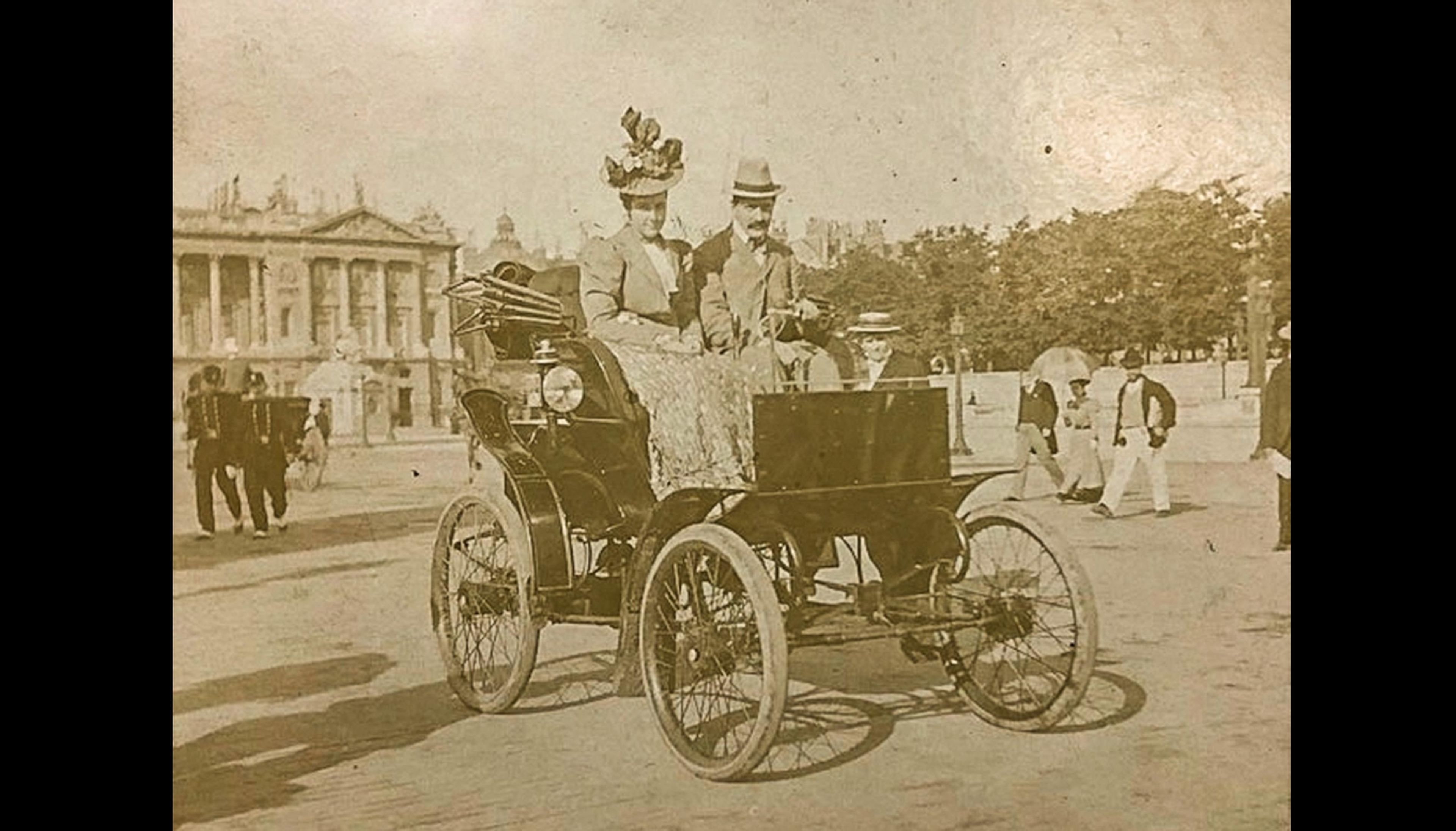 Riker Electric Car, un coche eléctrico de 1898, sale a subasta