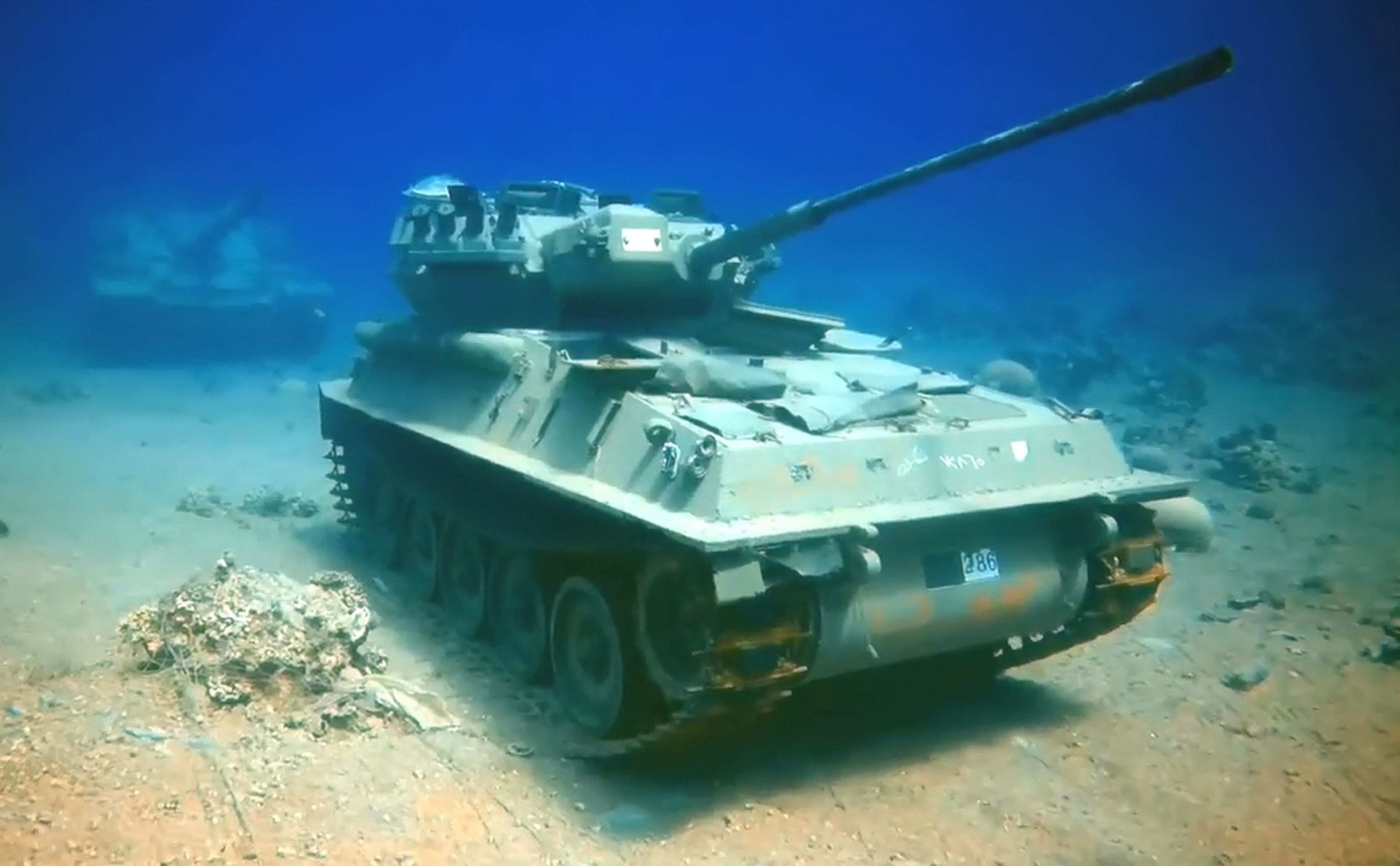 Ya puedes visitar el primer museo militar... bajo el mar