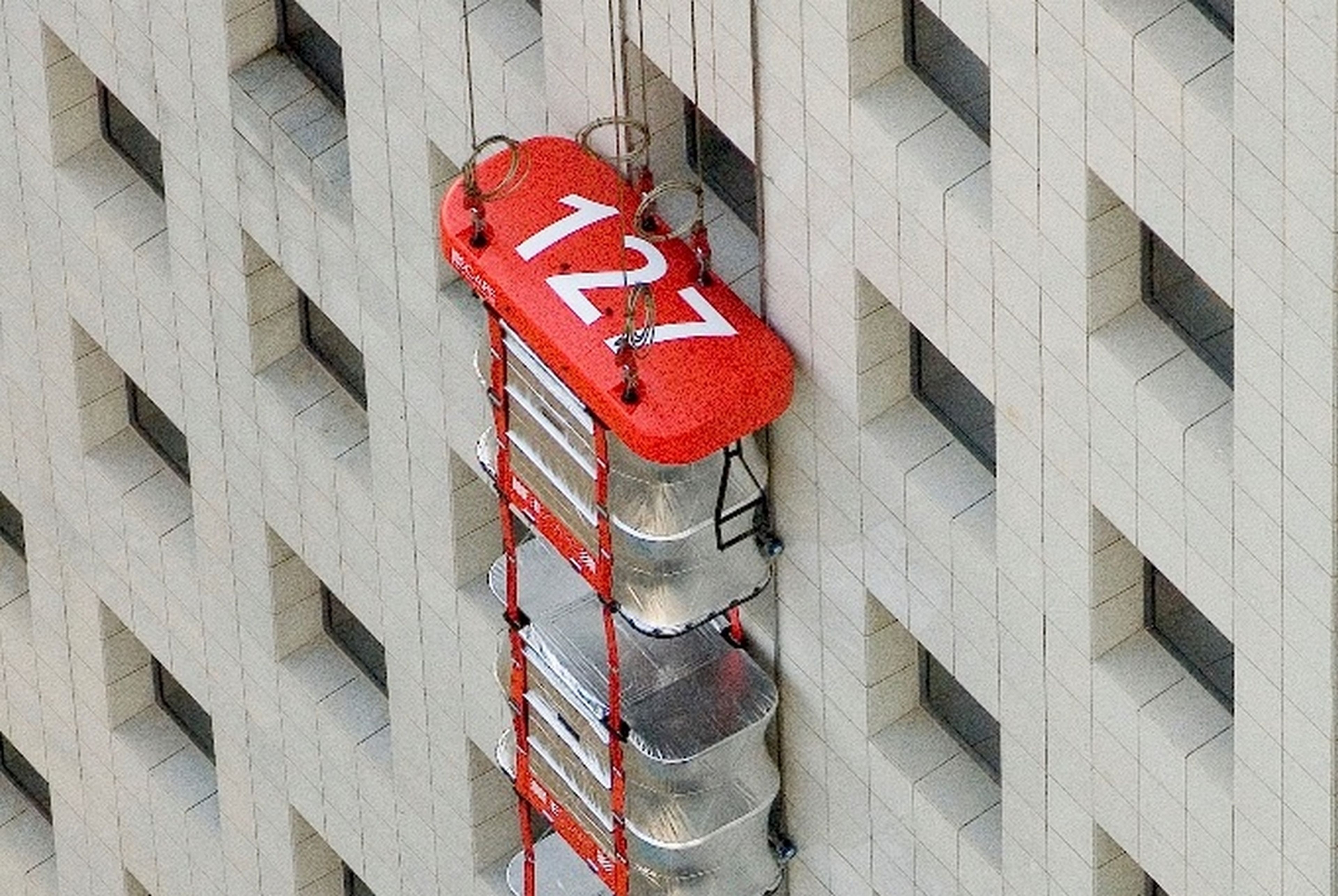 Ascensores plegables, lo último para evacuar rascacielos en un incendio