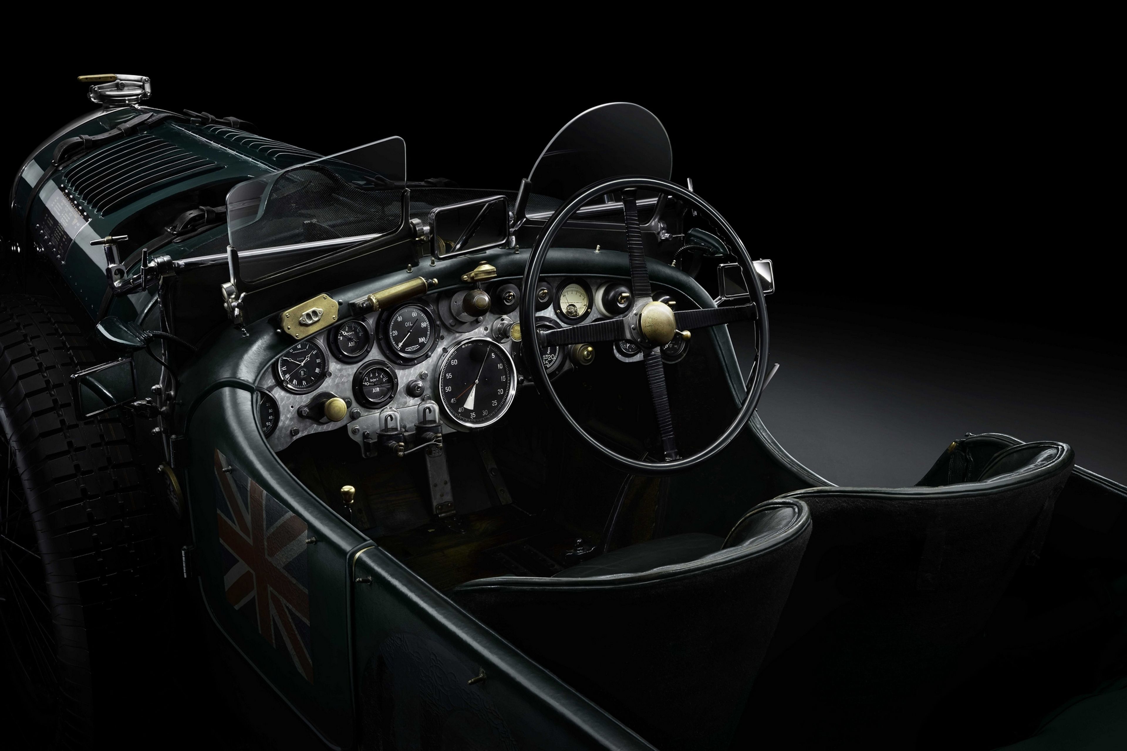 Bentley vuelve a fabricar sus míticos coches de carreras de hace 90 años usando ingeniería inversa