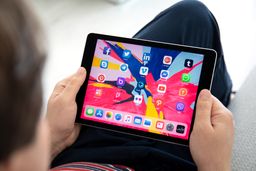 La tablet Samsung que planta cara al iPad baja de precio en