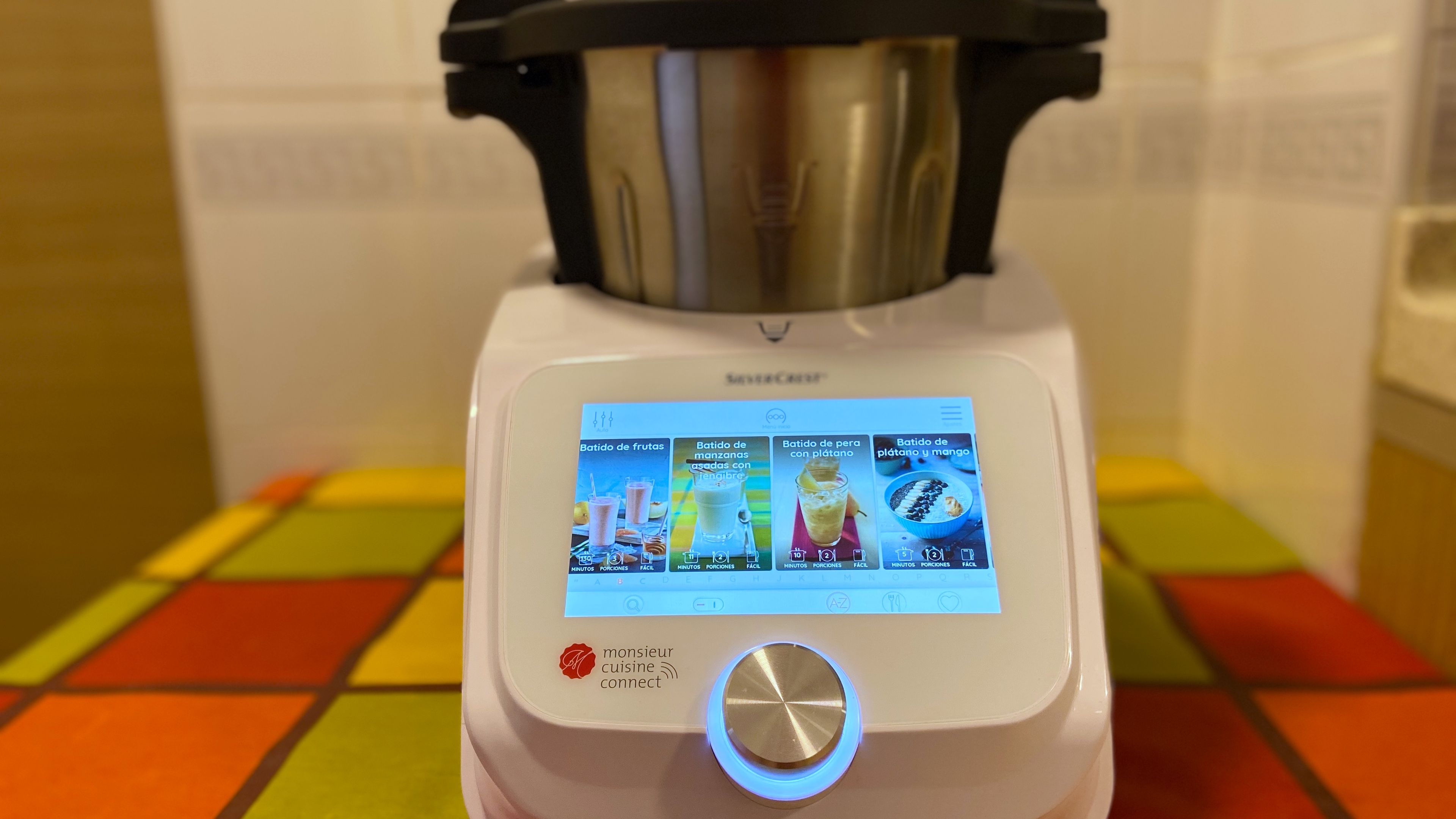 Cocinar es fácil y limpio con Monsieur Cuisine Smart, el nuevo