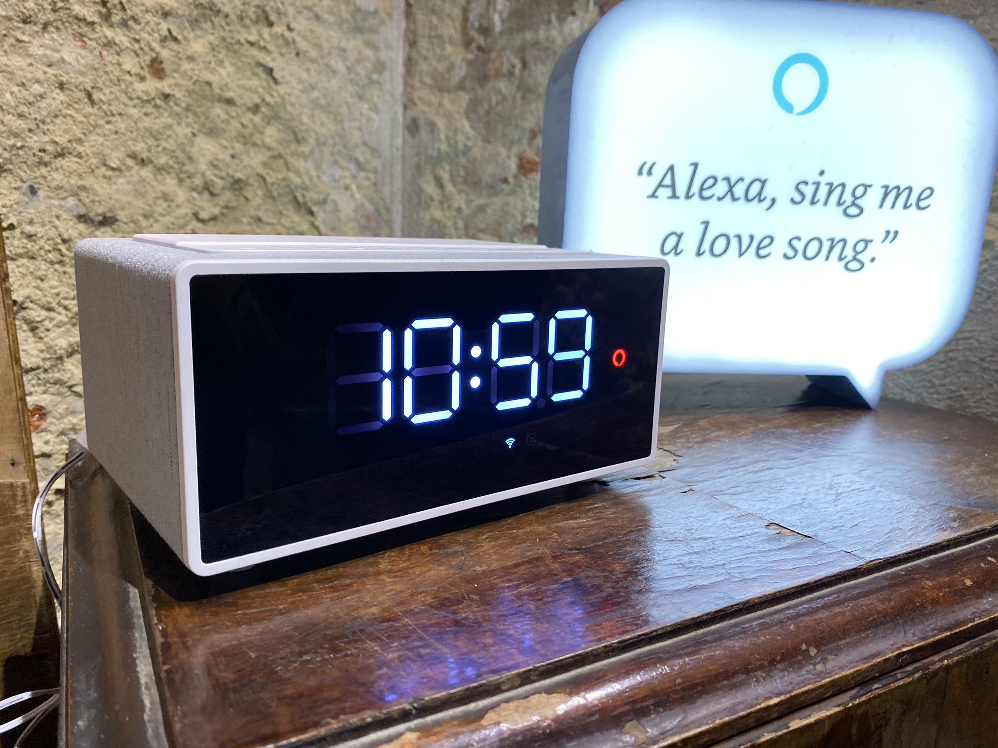 Incluir Alexa en tu despertador por solo 54,99 euros es una