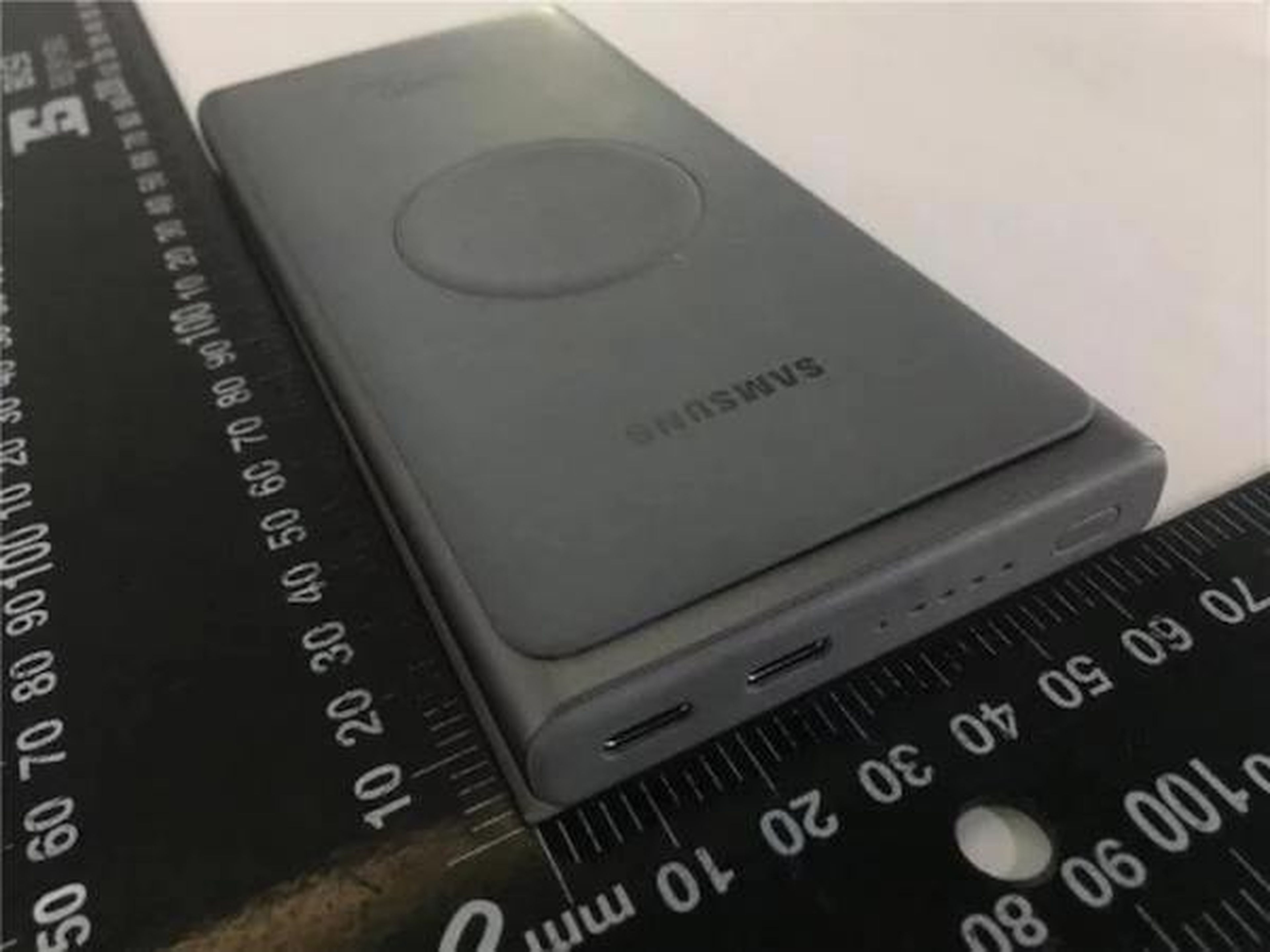 Samsung prepara una batería externa con soporte para carga rápida de 25 W