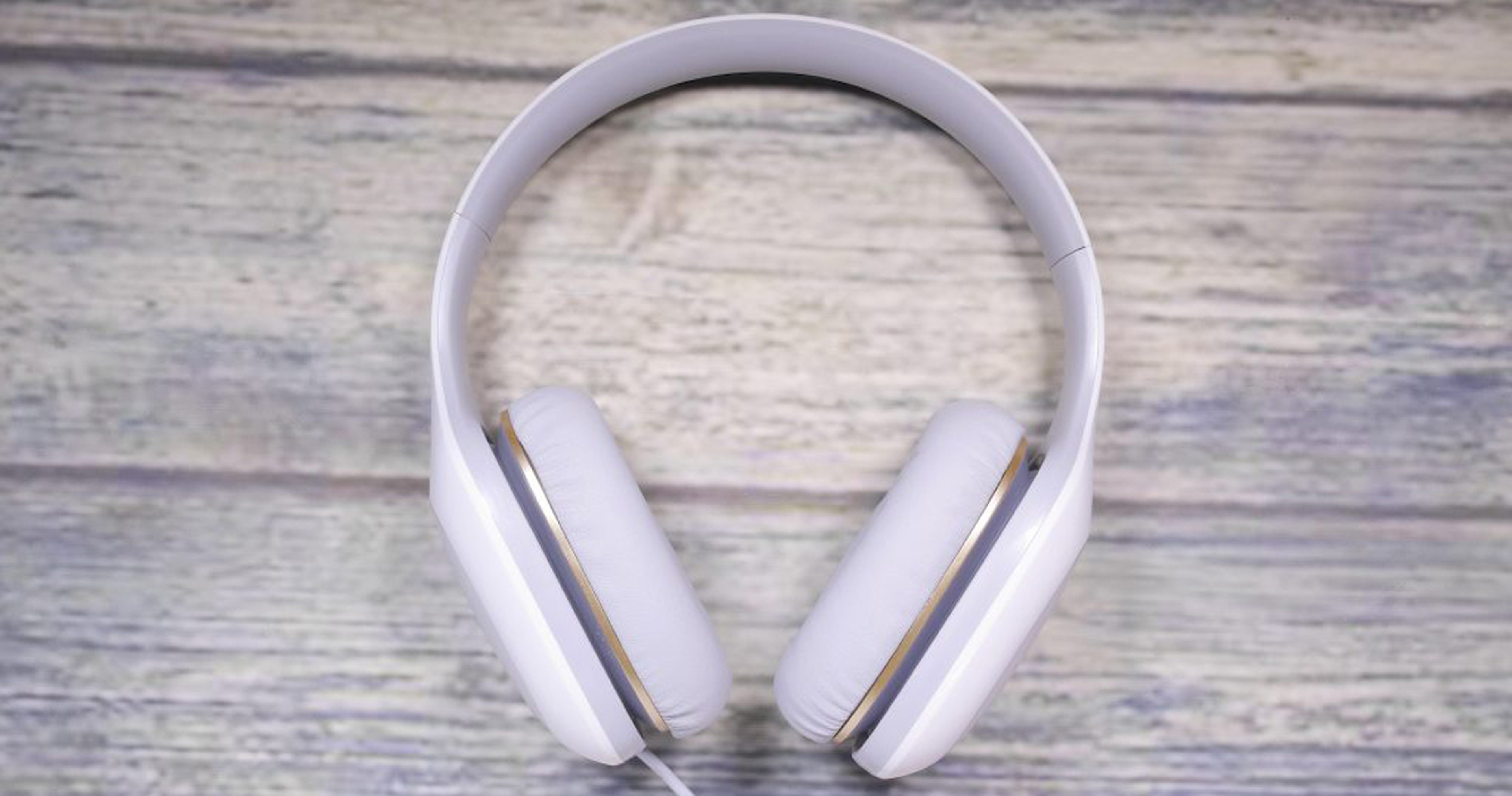 Xiaomi Mi Noise Cancelling Wireless Headphones