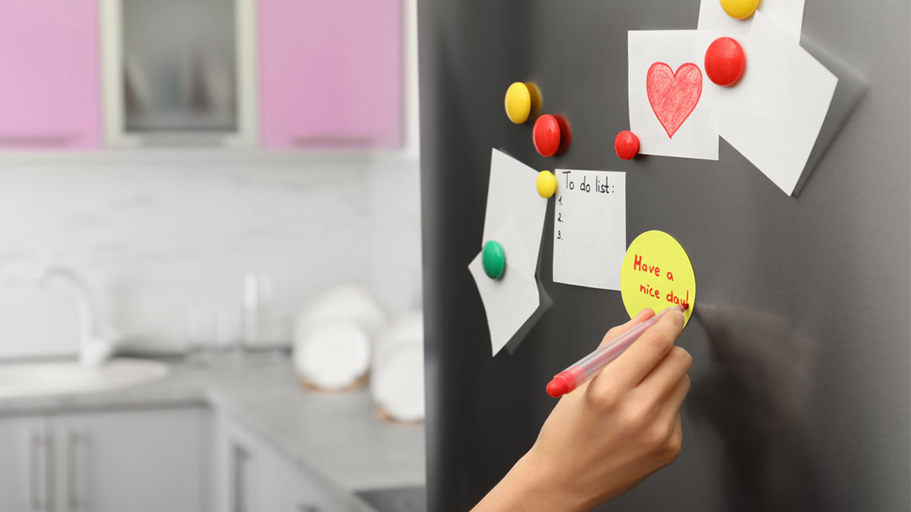 7 motivos para elegir un frigorífico conectado con pantalla, y 3 para no comprarlo todavía