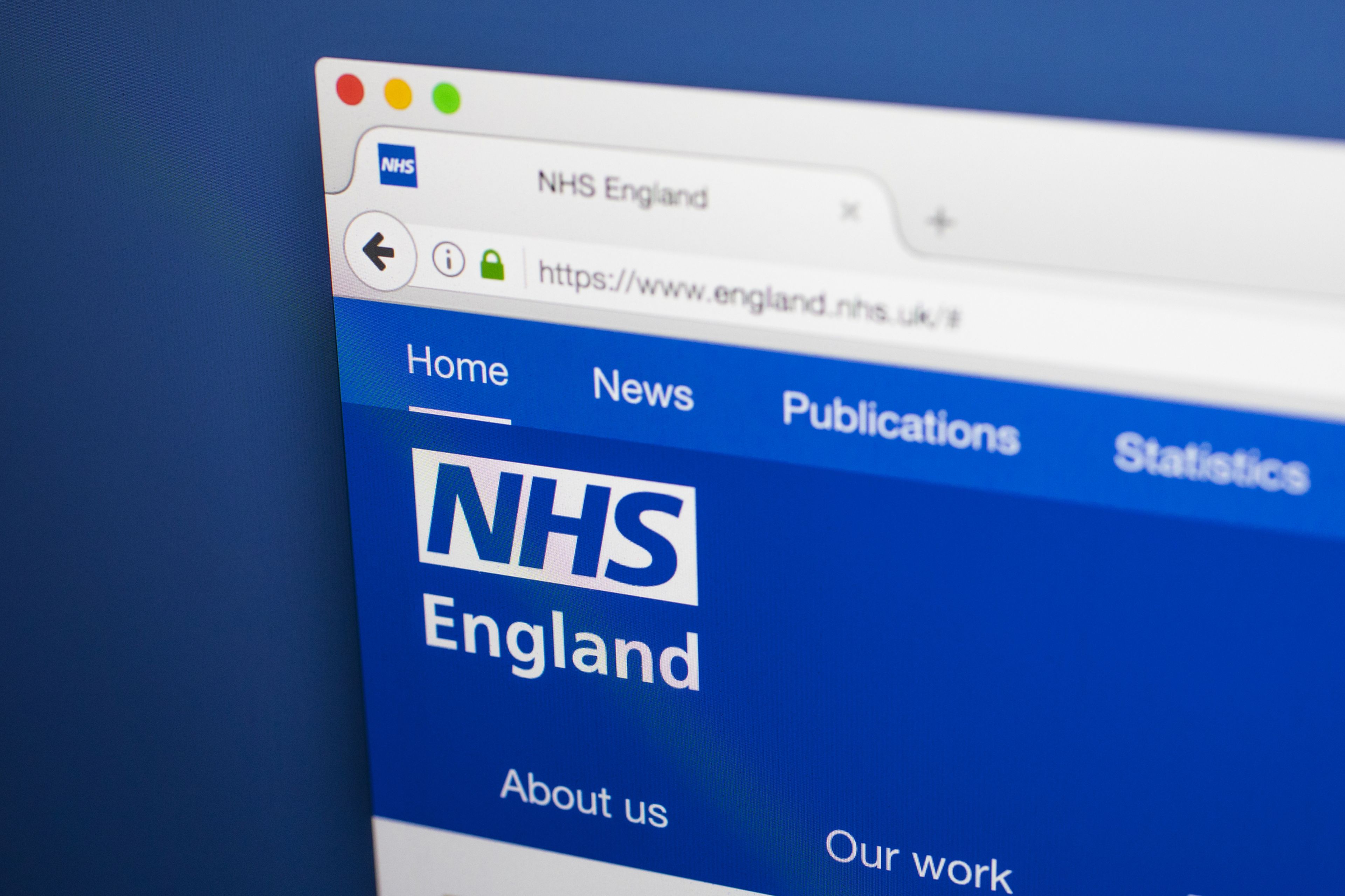 Imagen de la web del NHS Servicio Nacional de Salud de Reino Unido