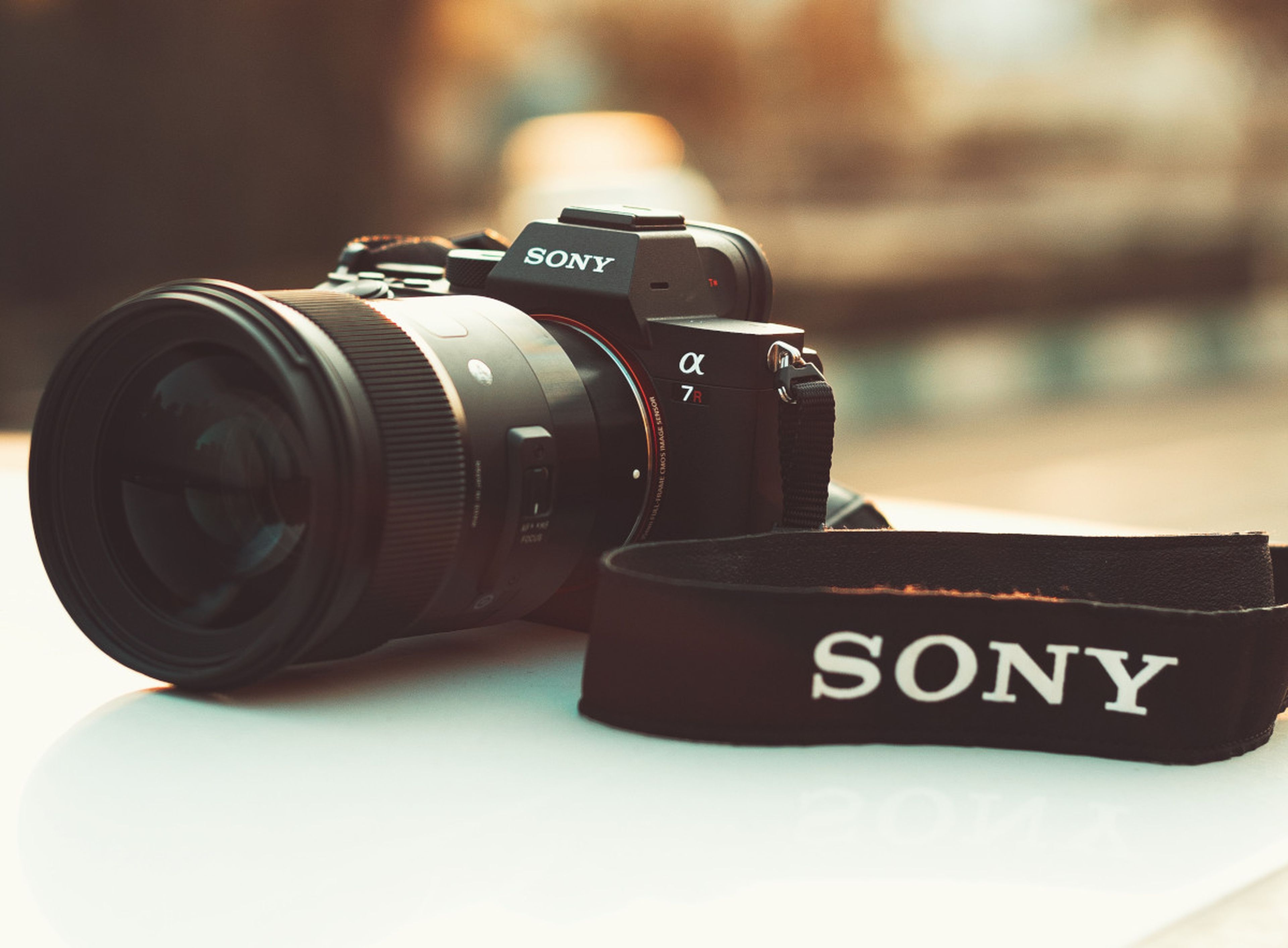 La cámara Sony a7 II está en oferta en  más barata que nunca: desde  766€ con envío incluido