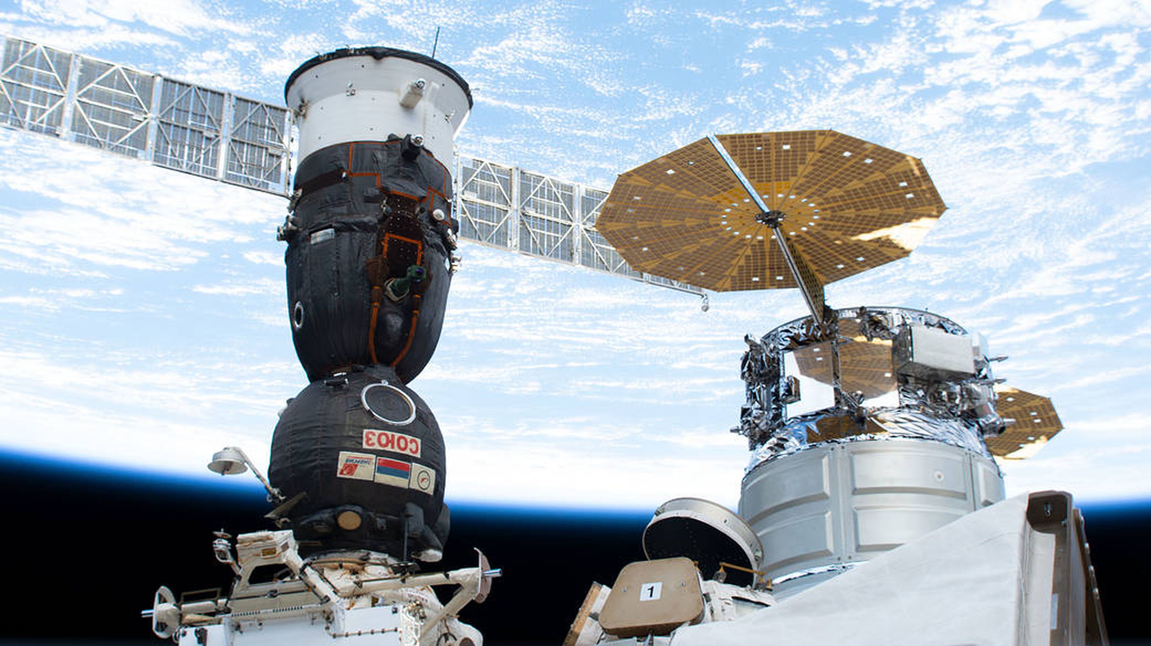 Nave Soyuz en la Estación Espacial Internacional