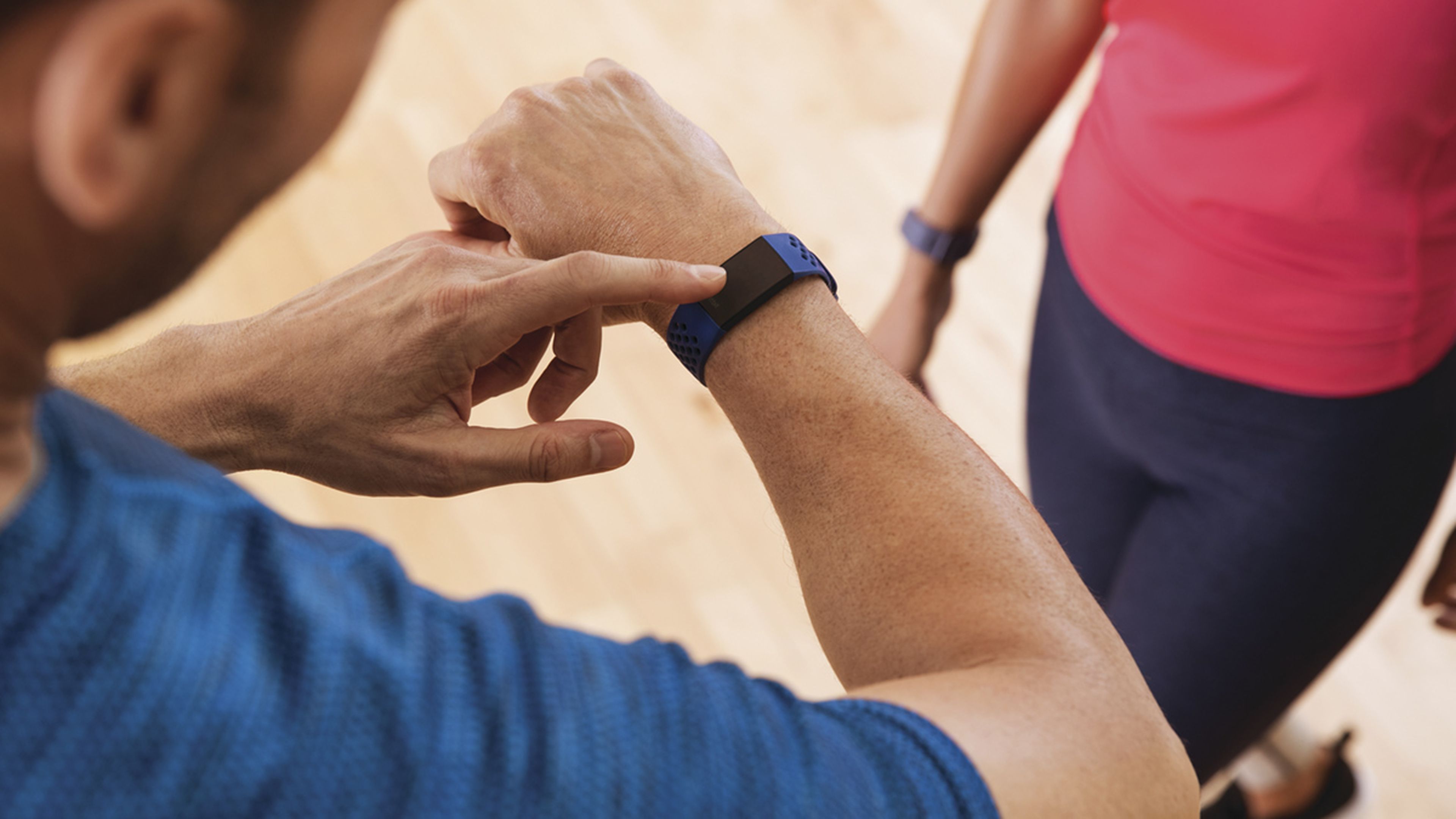 Charge 4 es la nueva pulsera de actividad con GPS de Fitbit