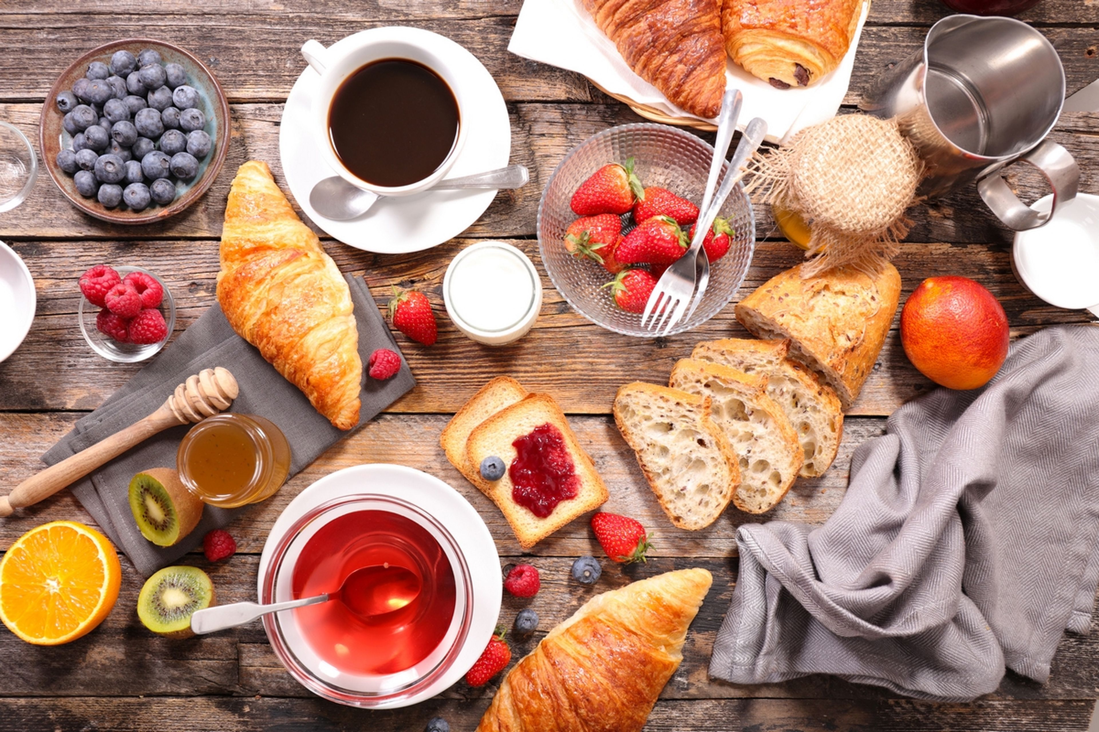 Un estudio clínico descubre que tomar un desayuno fuerte puede ayudar a adelgazar