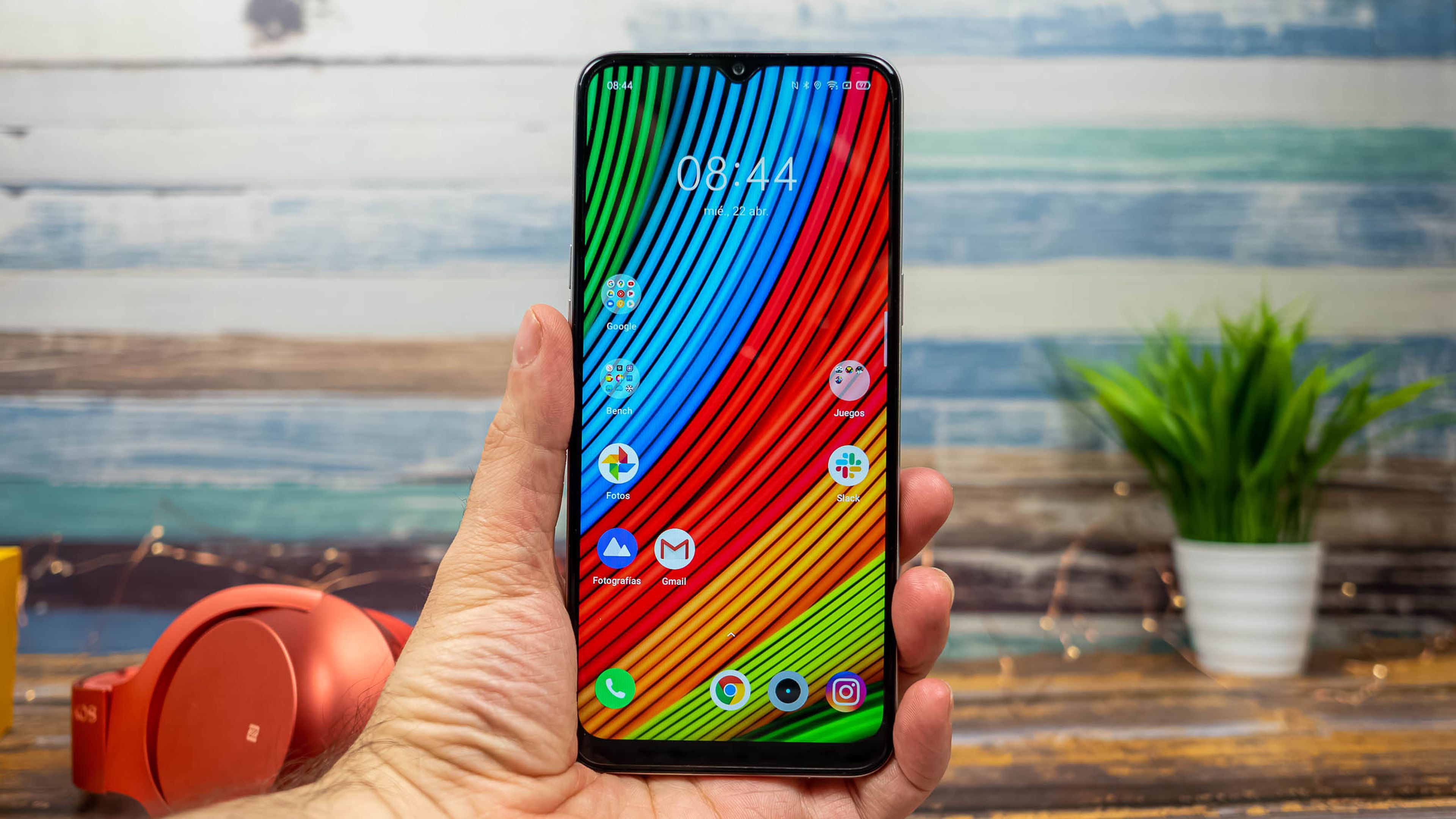 El móvil barato de Realme con 4 cámaras y una batería inagotable ahora  cuesta 159€ en  sin trucos