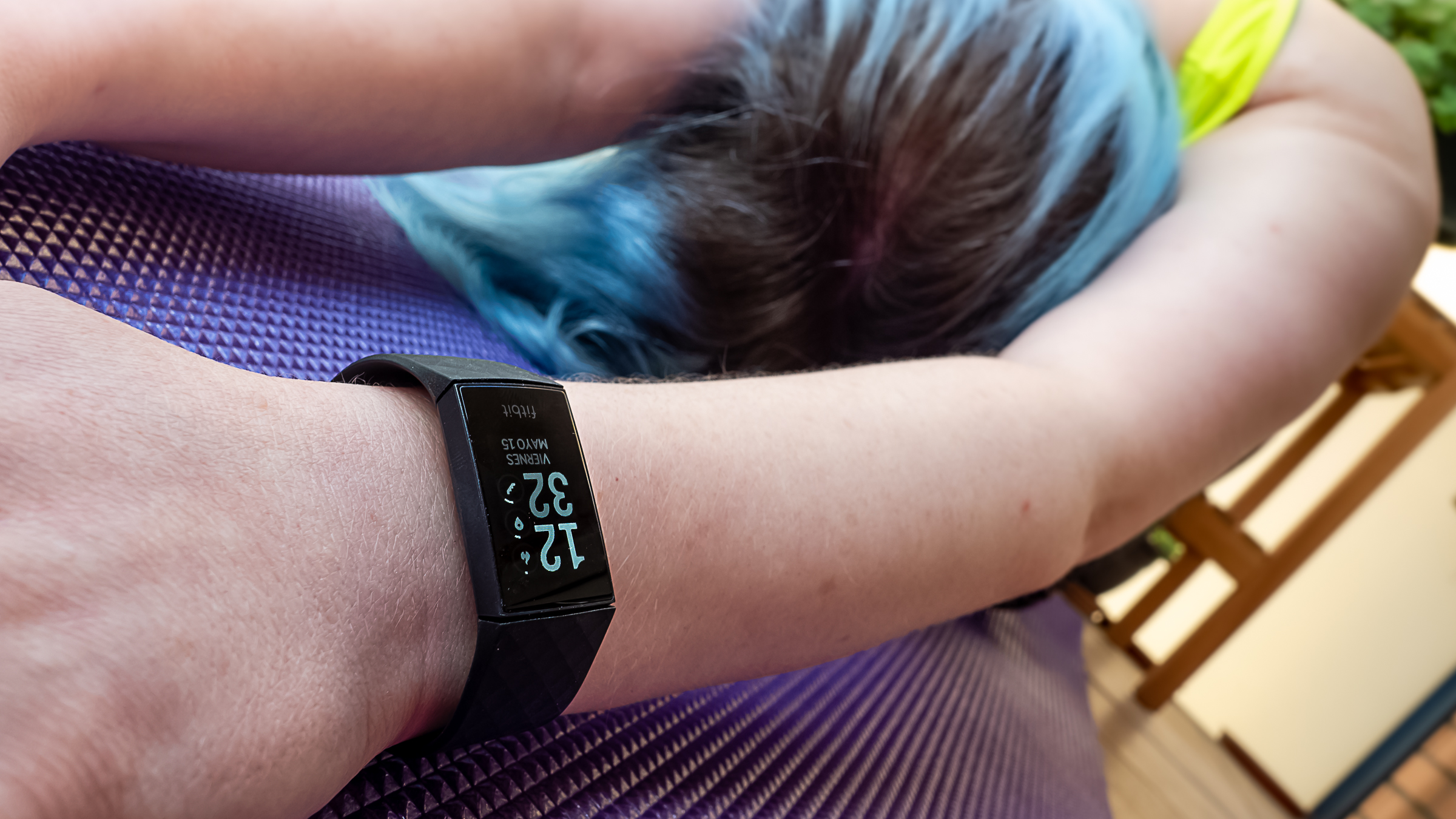 Fitbit charge 4 discount lanzamiento