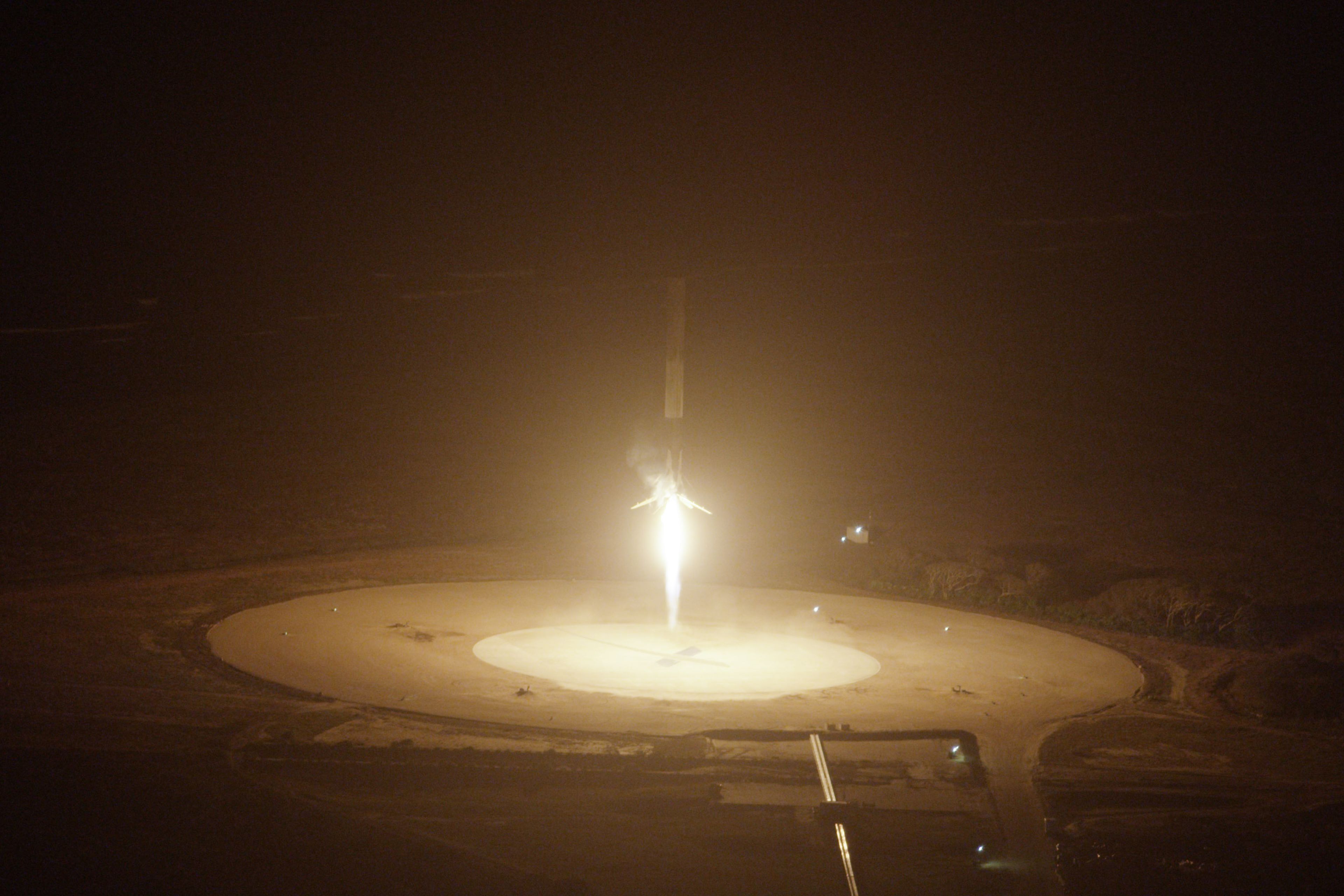 Aterrizaje del Falcon 9 de SpaceX