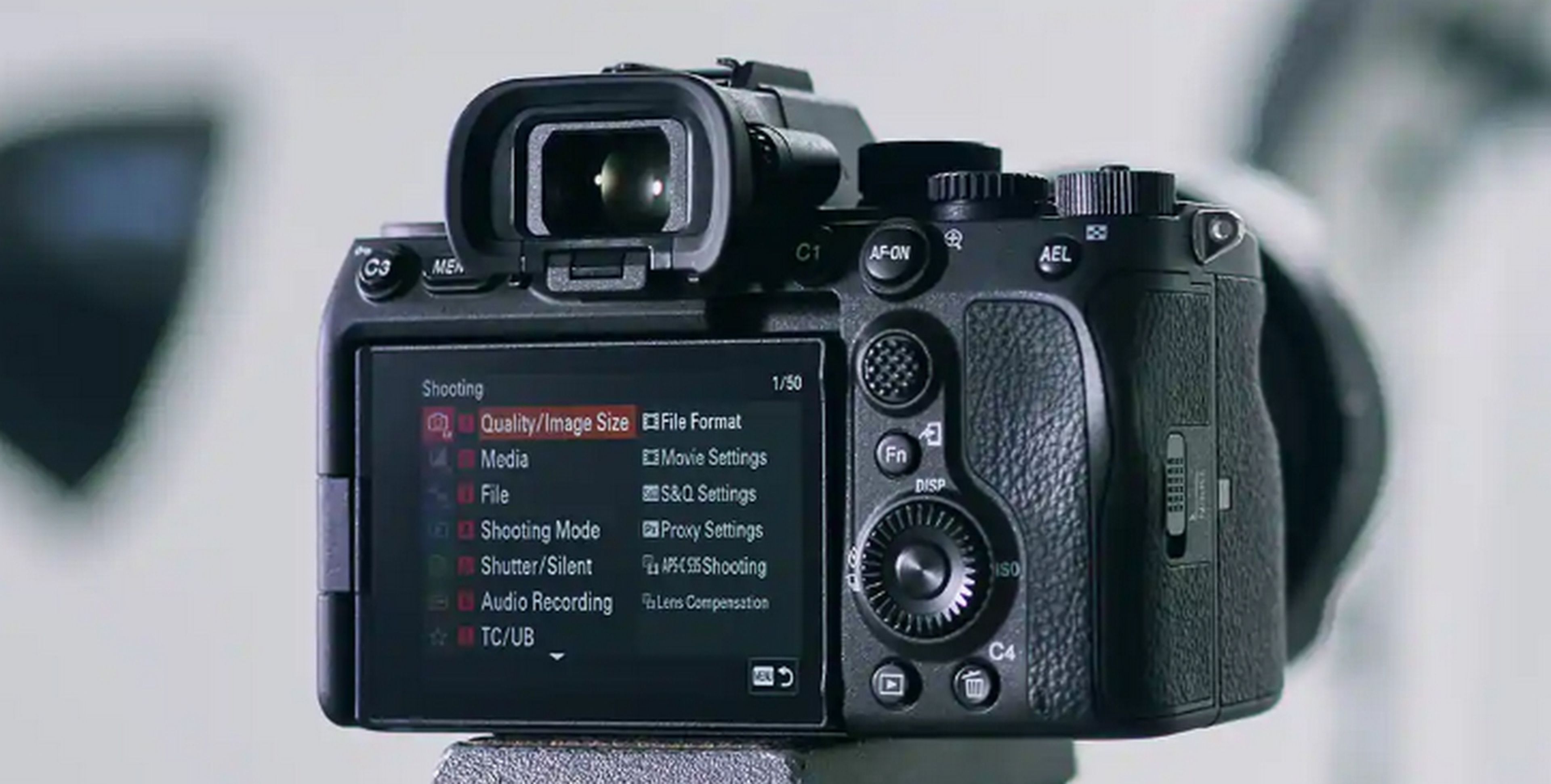 La esperada cámara Sony Alpha S7 III estrena sensor y procesador para ofrecer el mejor vídeo a 4K y 120 fps