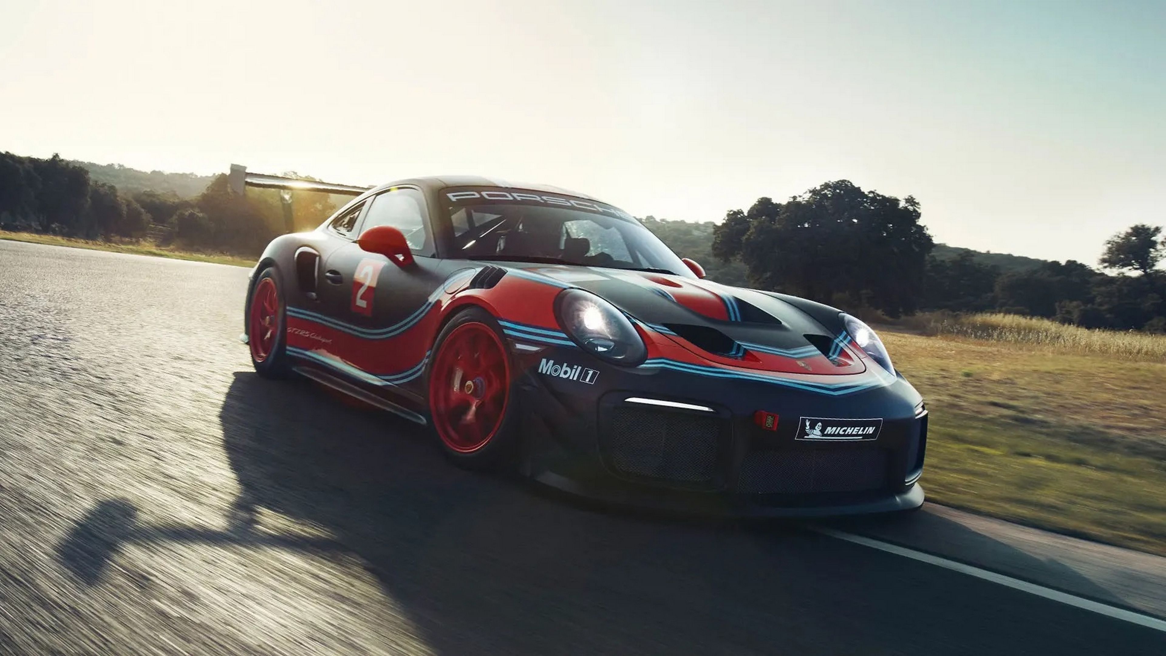 Unos pistones impresos en 3D aumentan un 10% la potencia del Porsche 911 GT2 RS