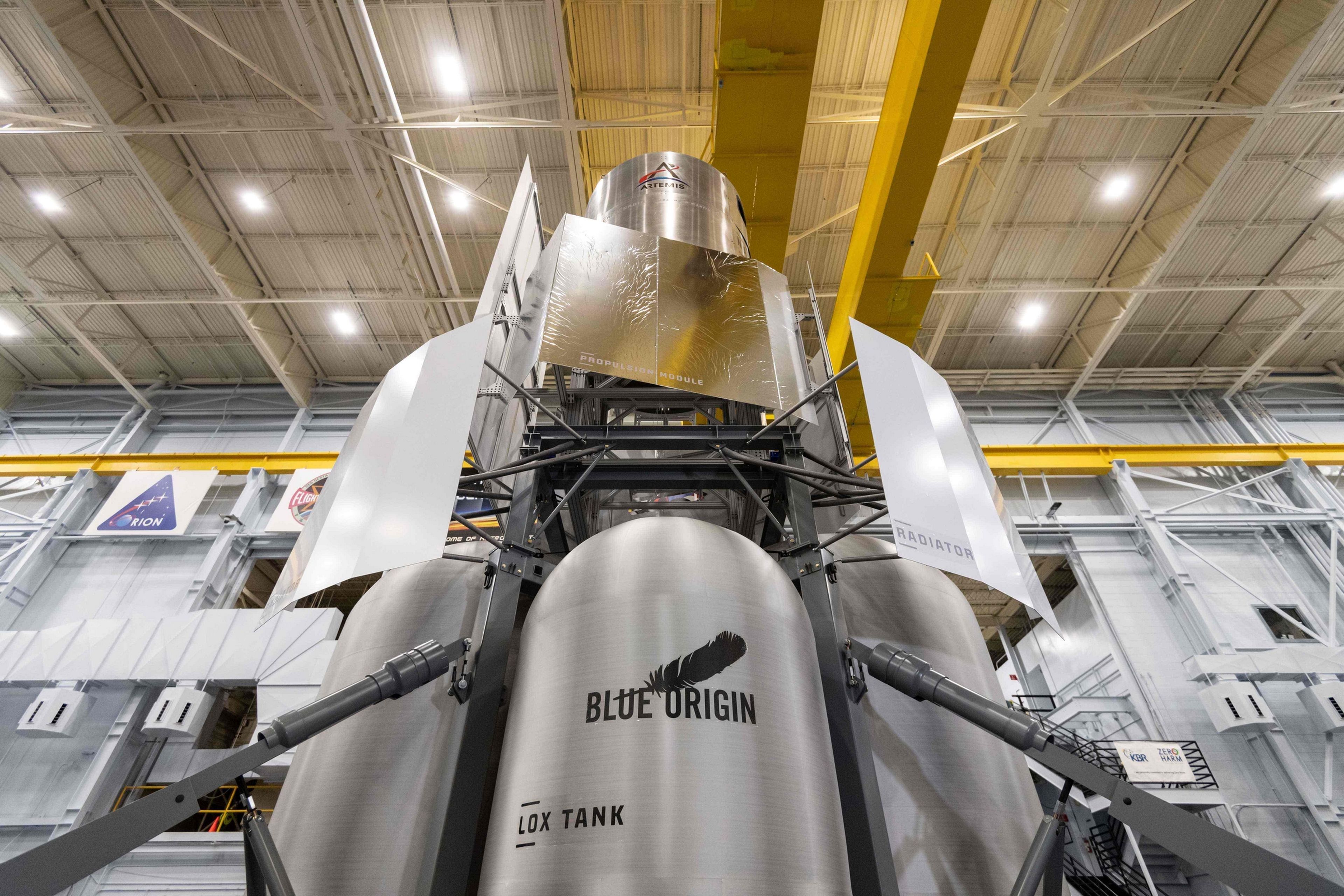 La compañía espacial del fundador de Amazon entrega a la NASA el módulo para aterrizar en la Luna