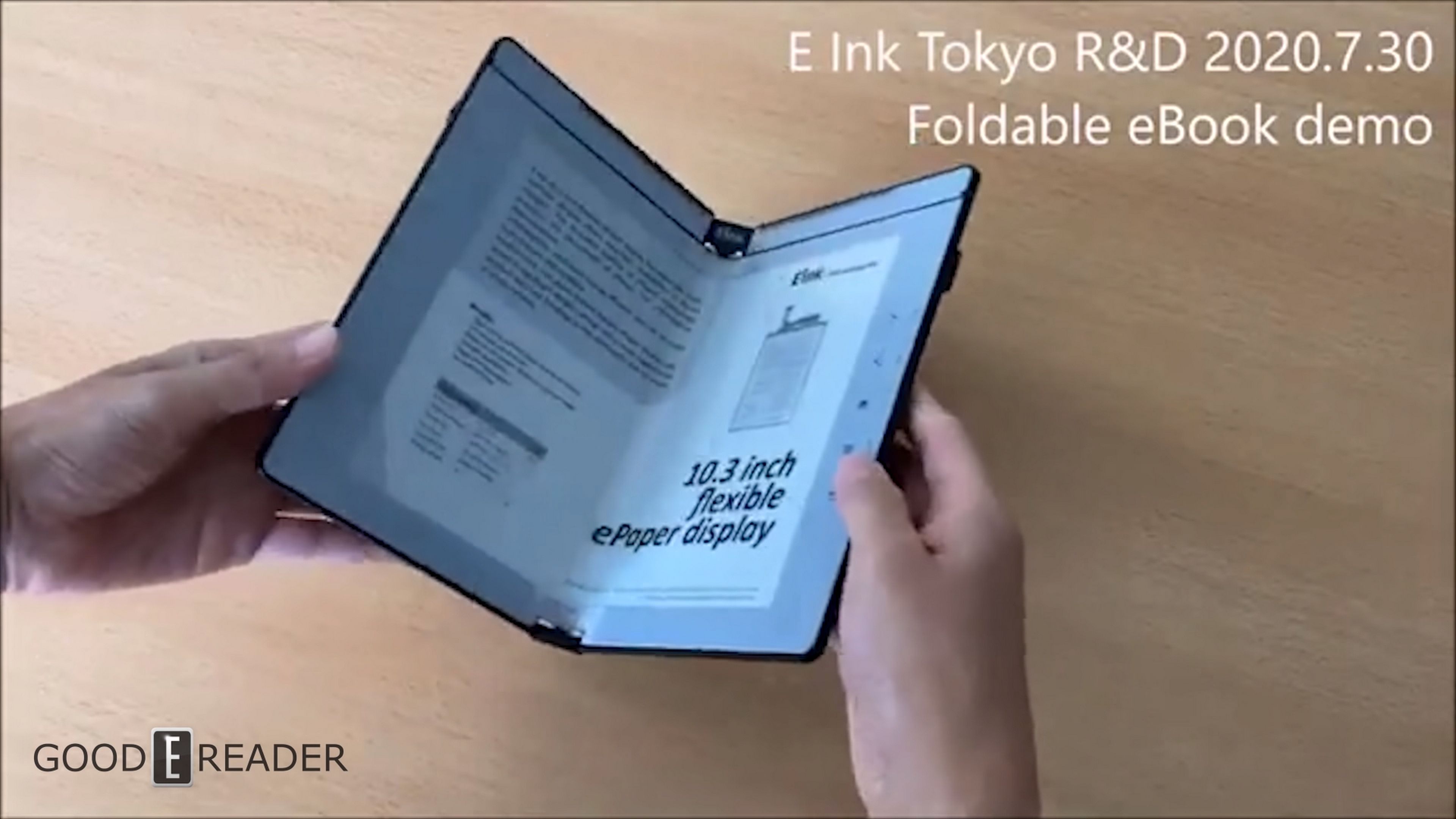 Las pantallas de tinta electrónica plegables convierten los ebooks en verdaderos libros