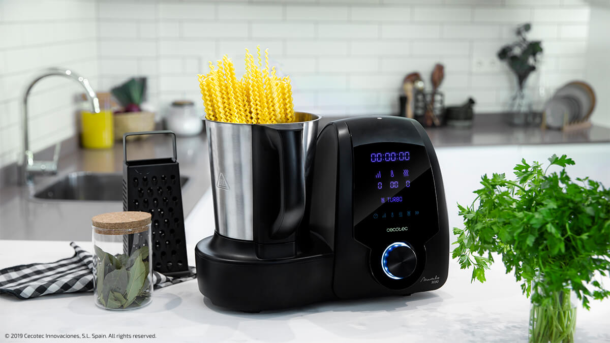 Este robot de cocina Cecotec es una alternativa barata a Thermomix y solo  cuesta 269€