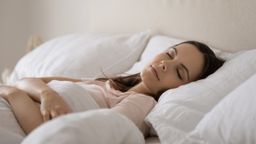 Este sencillo remedio contra el insomnio es uno de los más eficaces para dormir, según la ciencia