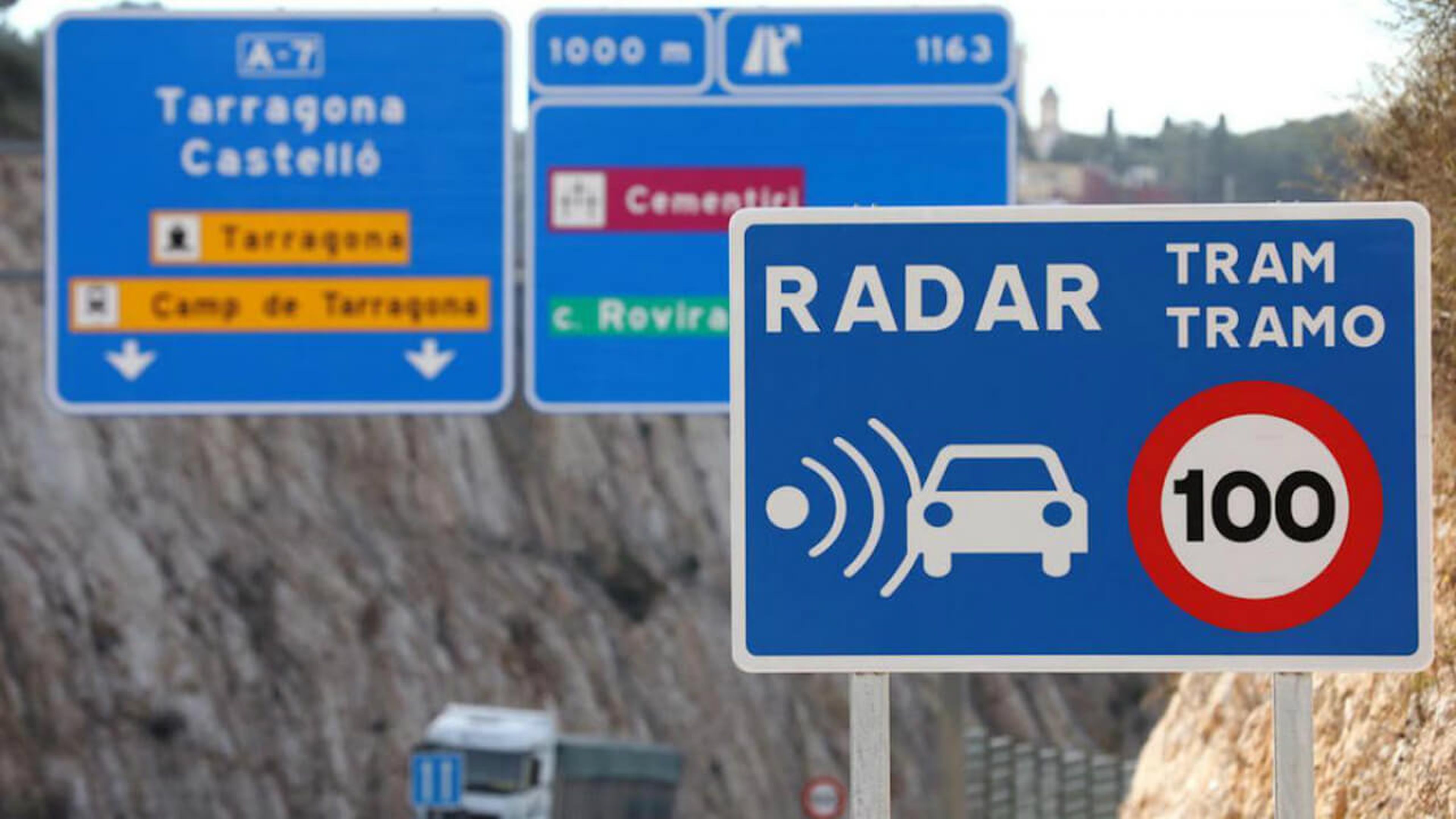 Radares de tramo: la DGT cuenta cómo funcionan de verdad
