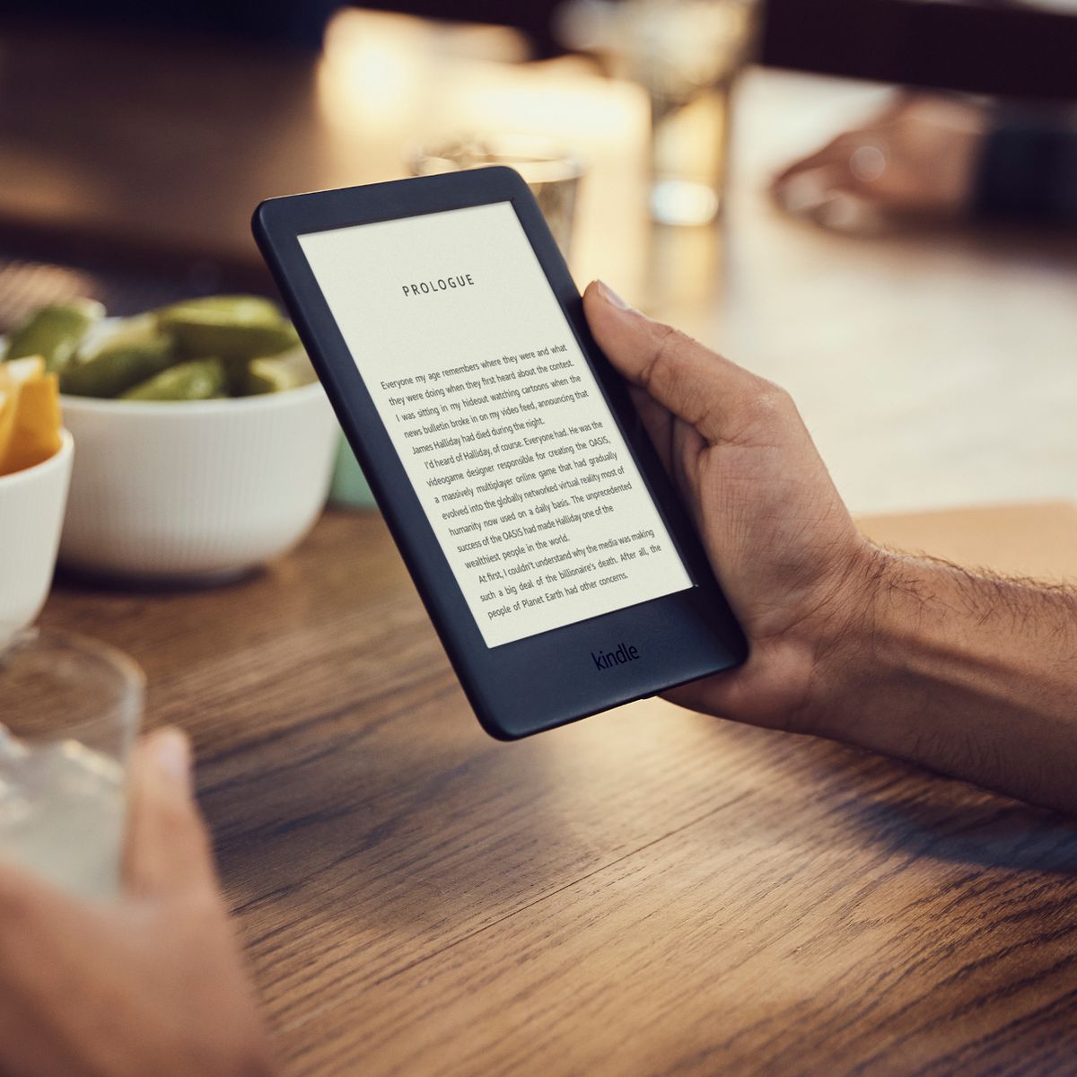 Kindle Paperwhite 11va Generacion 8Gb Wifi Resistente Al Agua 6.8  Pulgadas Con Luz Libro Digital Ebook E-Reader