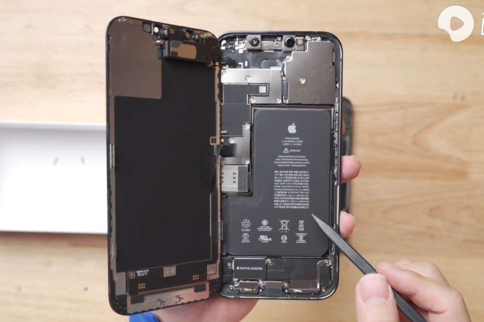 El despiece del iPhone 12 Pro Max confirma la capacidad de la