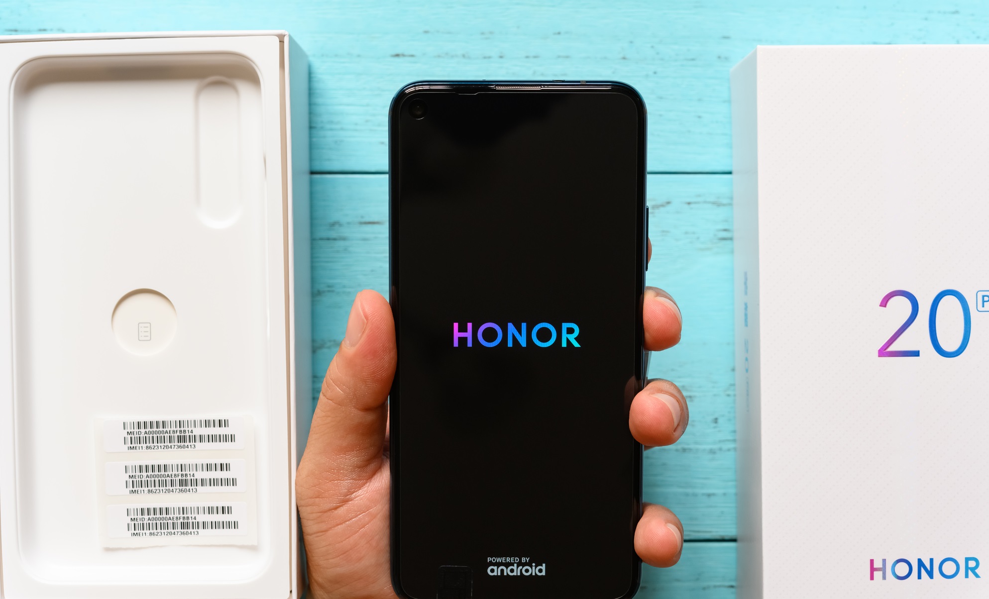 Las ventas de móviles tienen un inesperado ganador en China: Honor alcanza  el número uno al tiempo que Huawei remonta