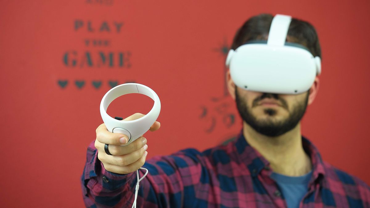 Meta Quest 2, the virtual reality viewer, finally on sale and with 2